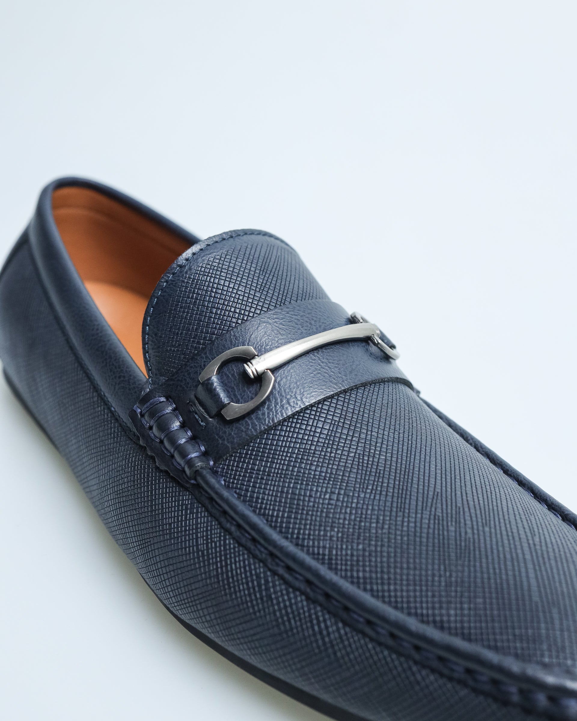 Tomaz C479 Men's Buckle Moccasins (Navy)