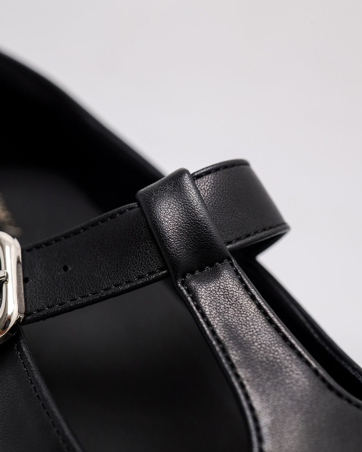 #color_black pu