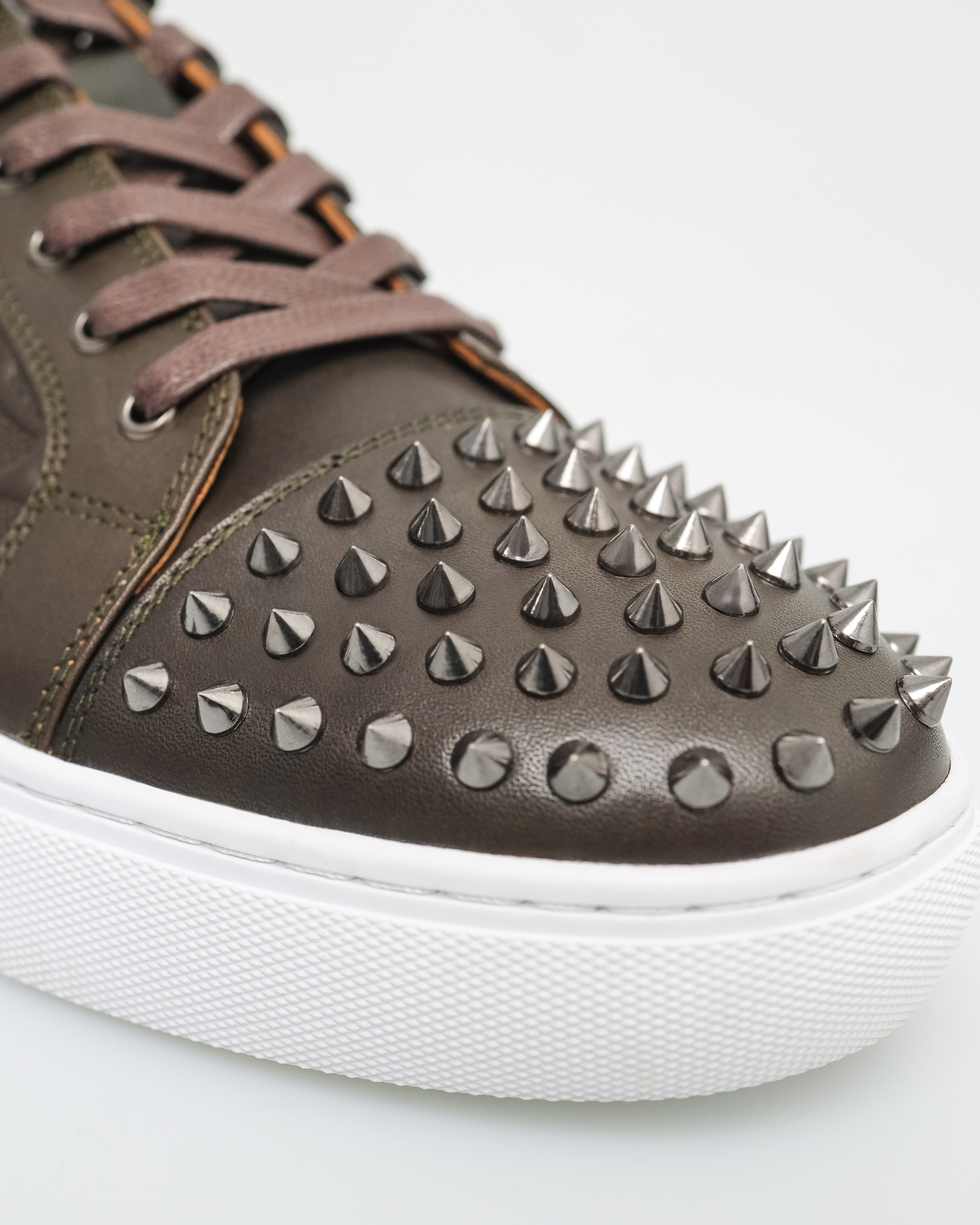 Tomaz C558 Men's Savanna Spikes Sneaker (Olive)