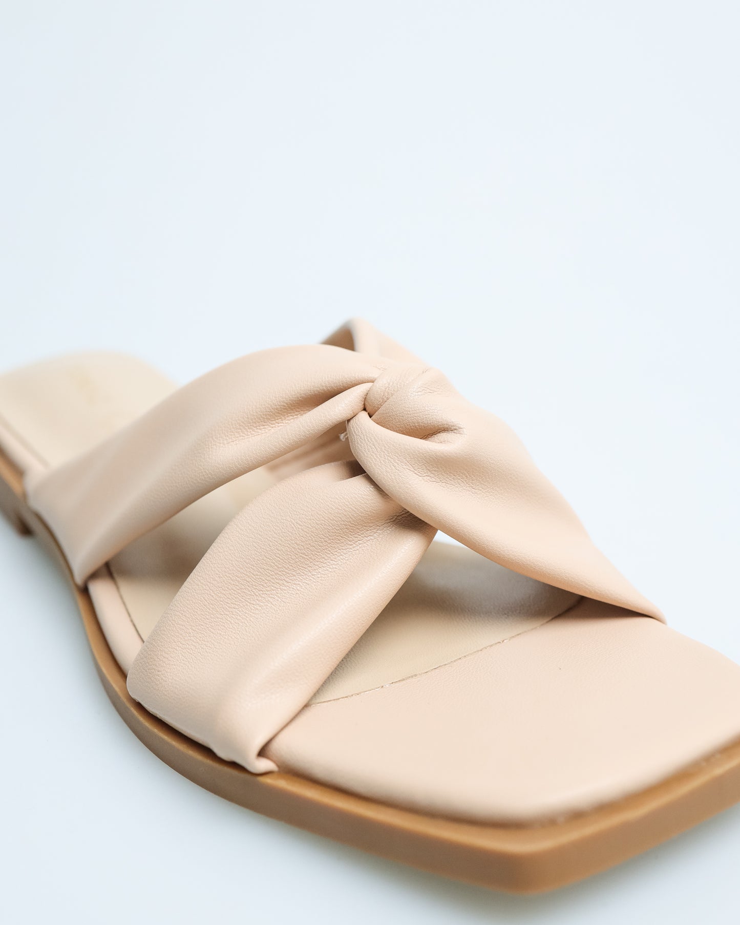 Tomaz YX106 Ladies Twist Strap Sandals (Beige)