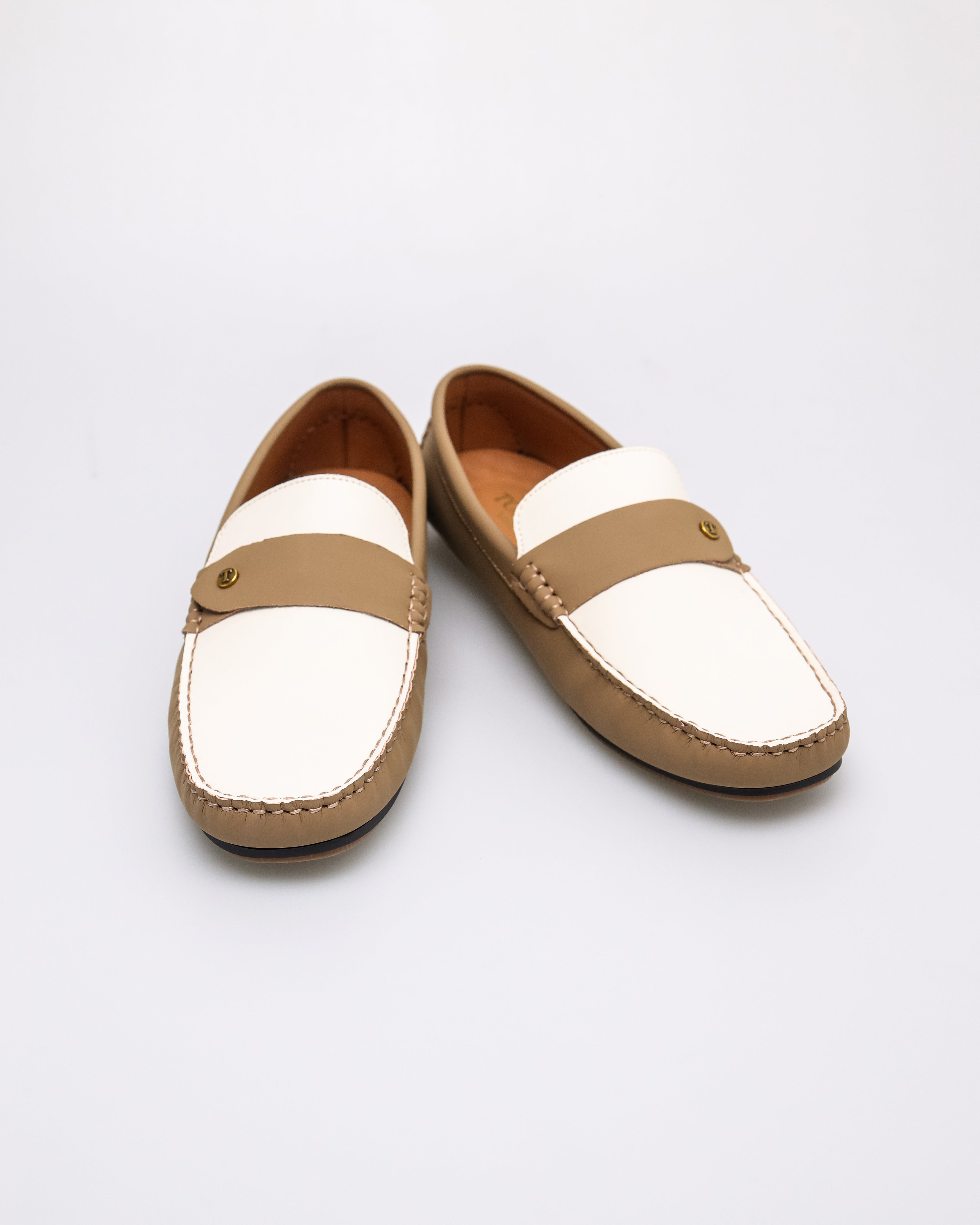 こすもす Tomaz C703 Men's Moccasins