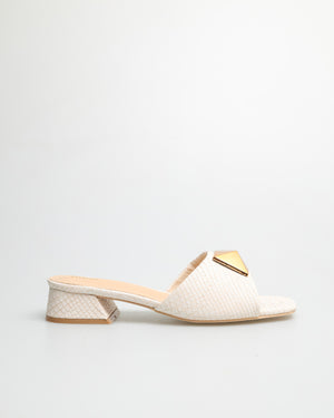 
                  
                    Load image into Gallery viewer, Tomaz FL016 Ladies Gold Studded Heels  (Cream)
                  
                