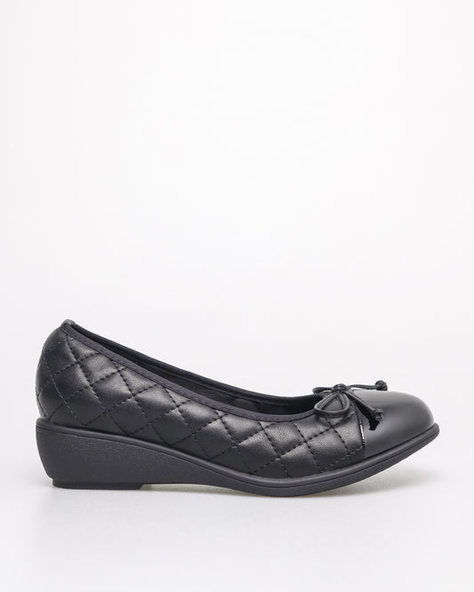 Tomaz YX186 Ladies Ribbon Quilted Flats (Black)