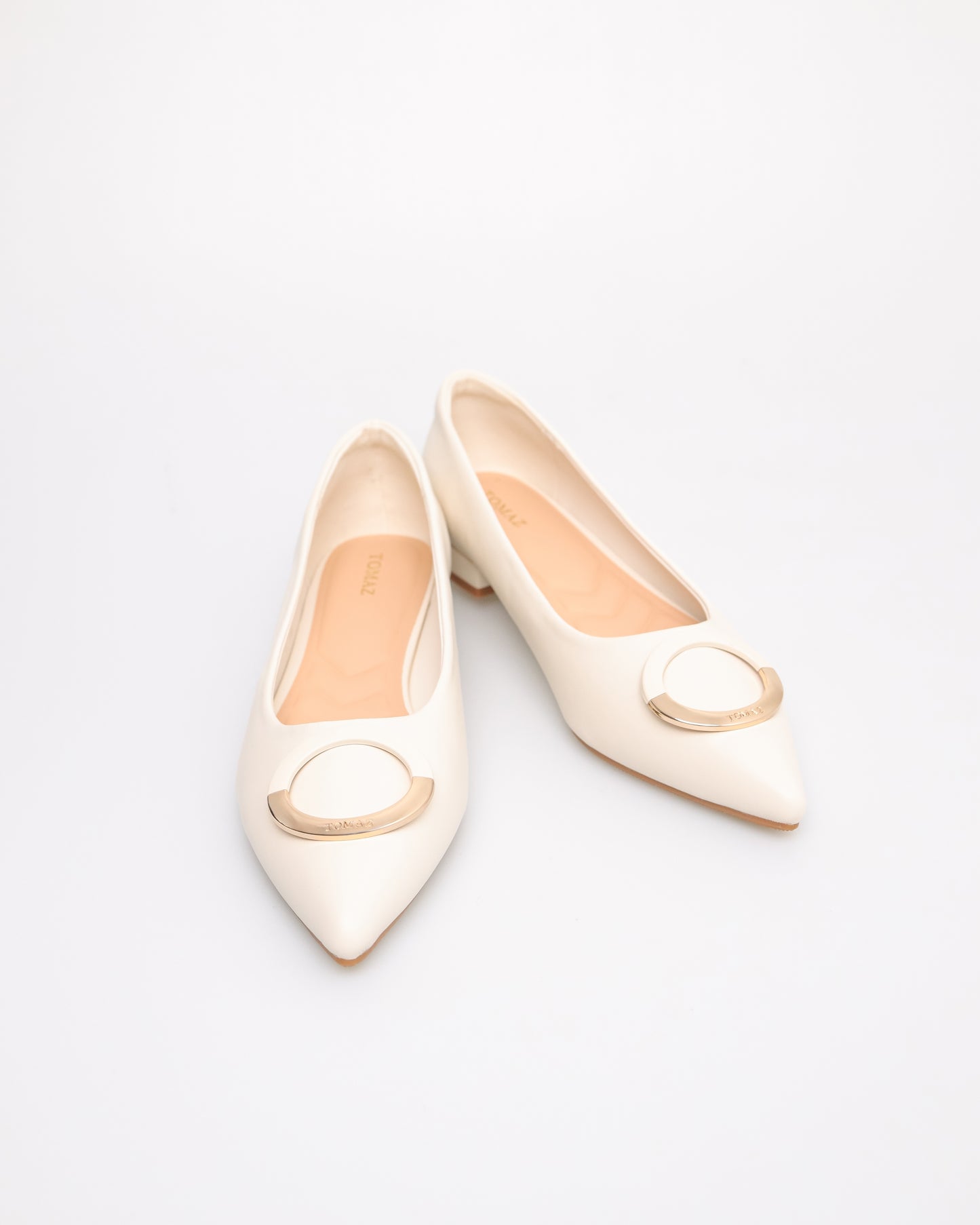 Tomaz YX180 Ladies Bohemian Buckle Flats (Cream)