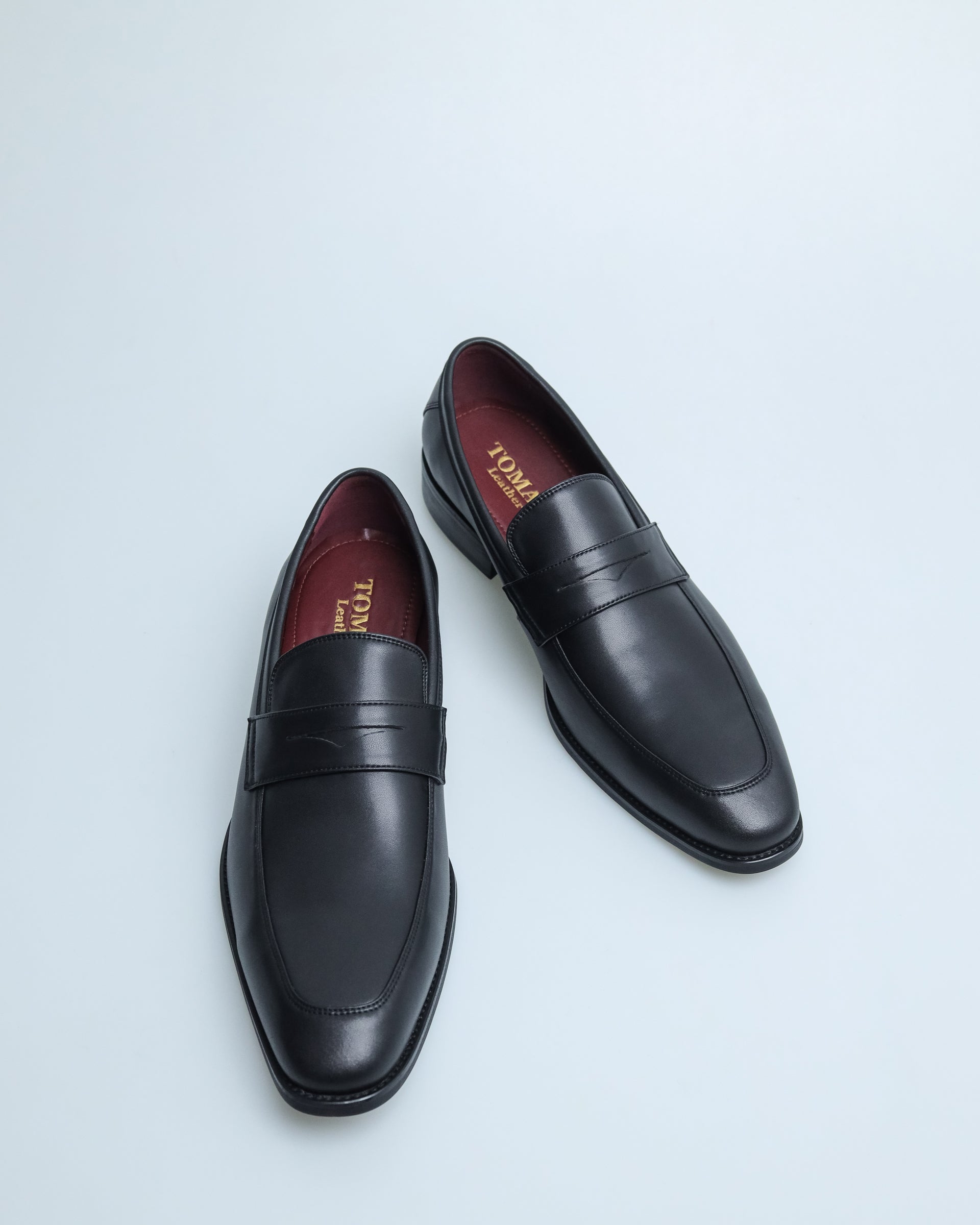 Tomaz HF062 Men's Penny Loafer (Black)