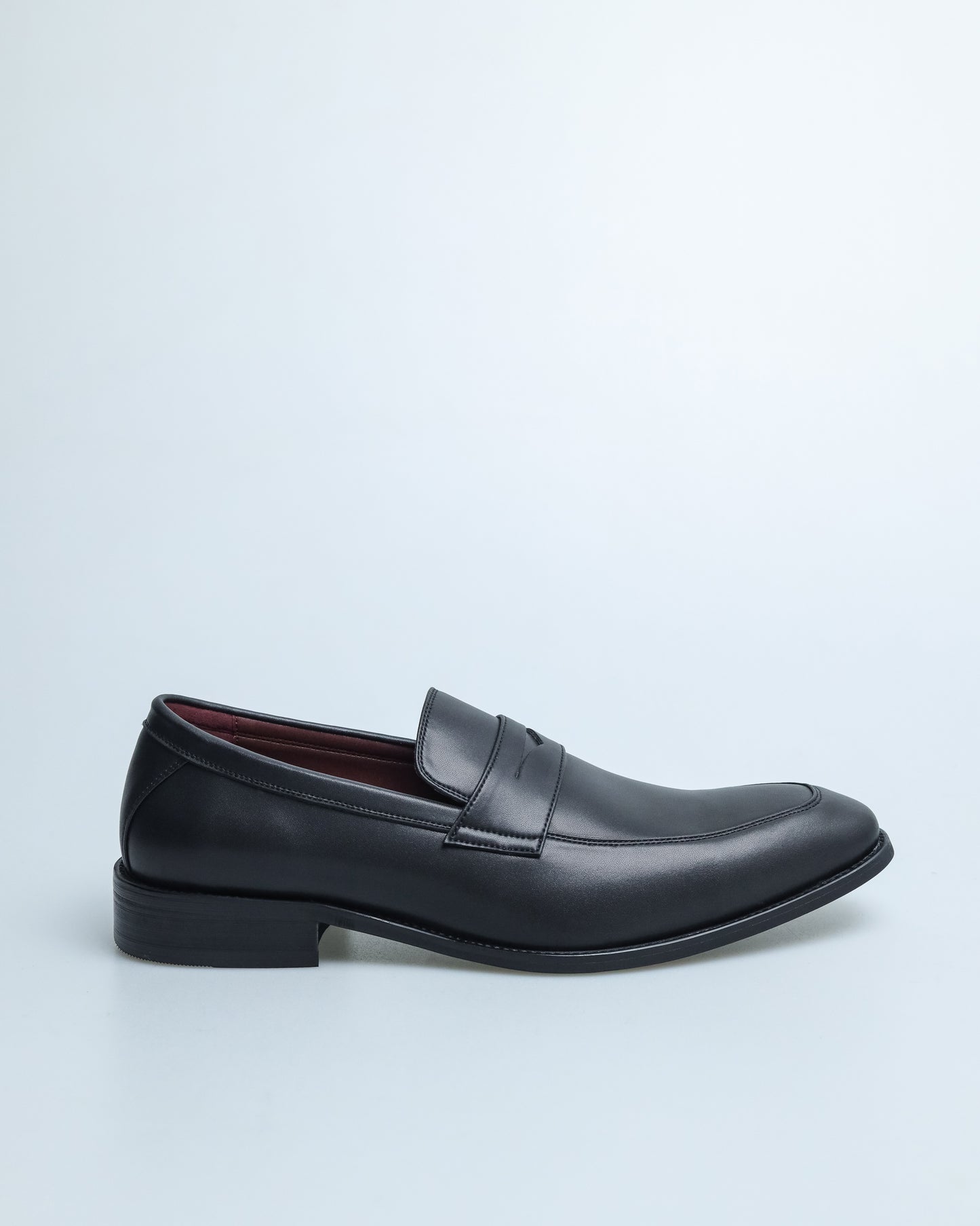 Tomaz HF062 Men's Penny Loafer (Black)