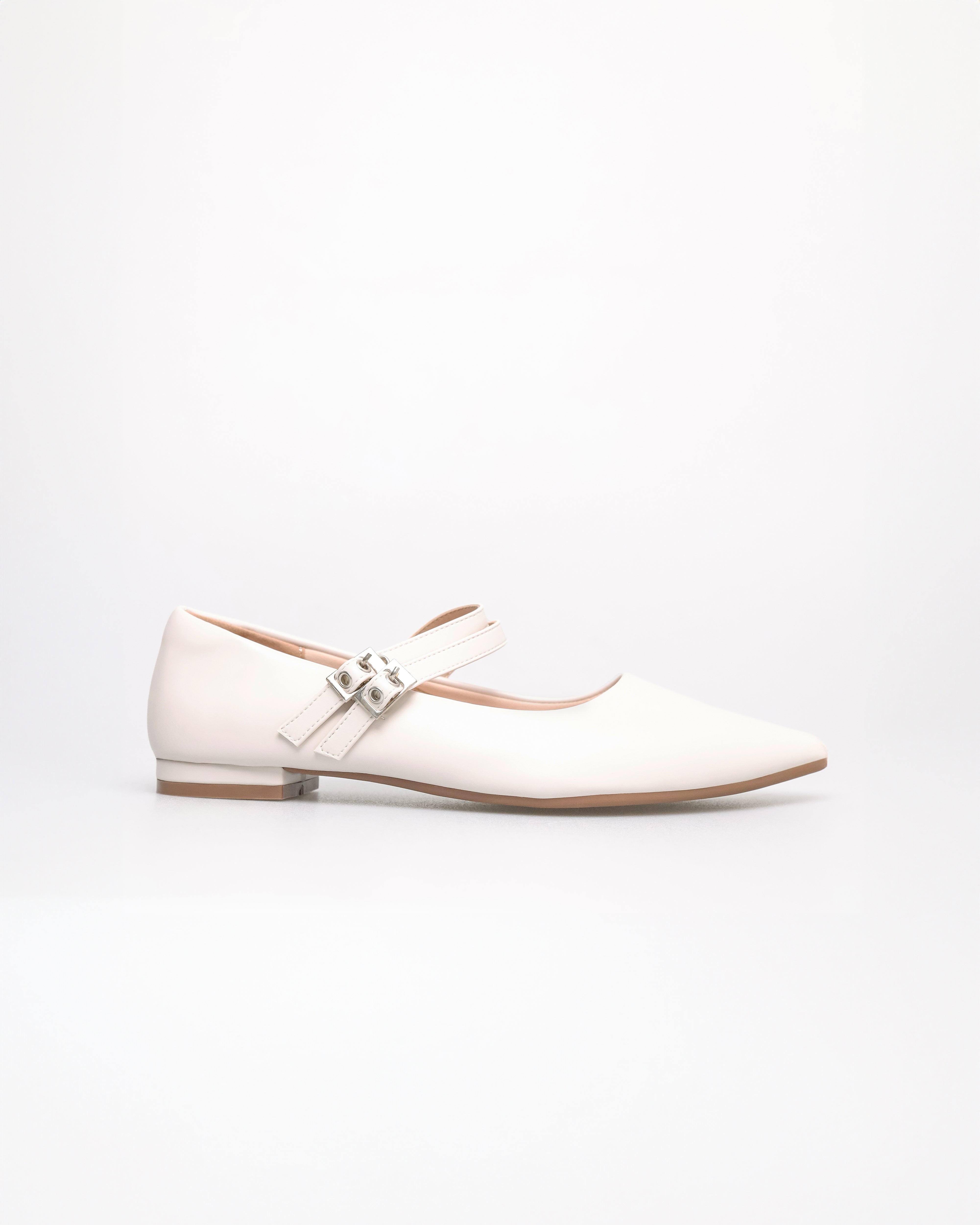 Tomaz NN361 Ladies Ballerina Buckle Flats (Cream)