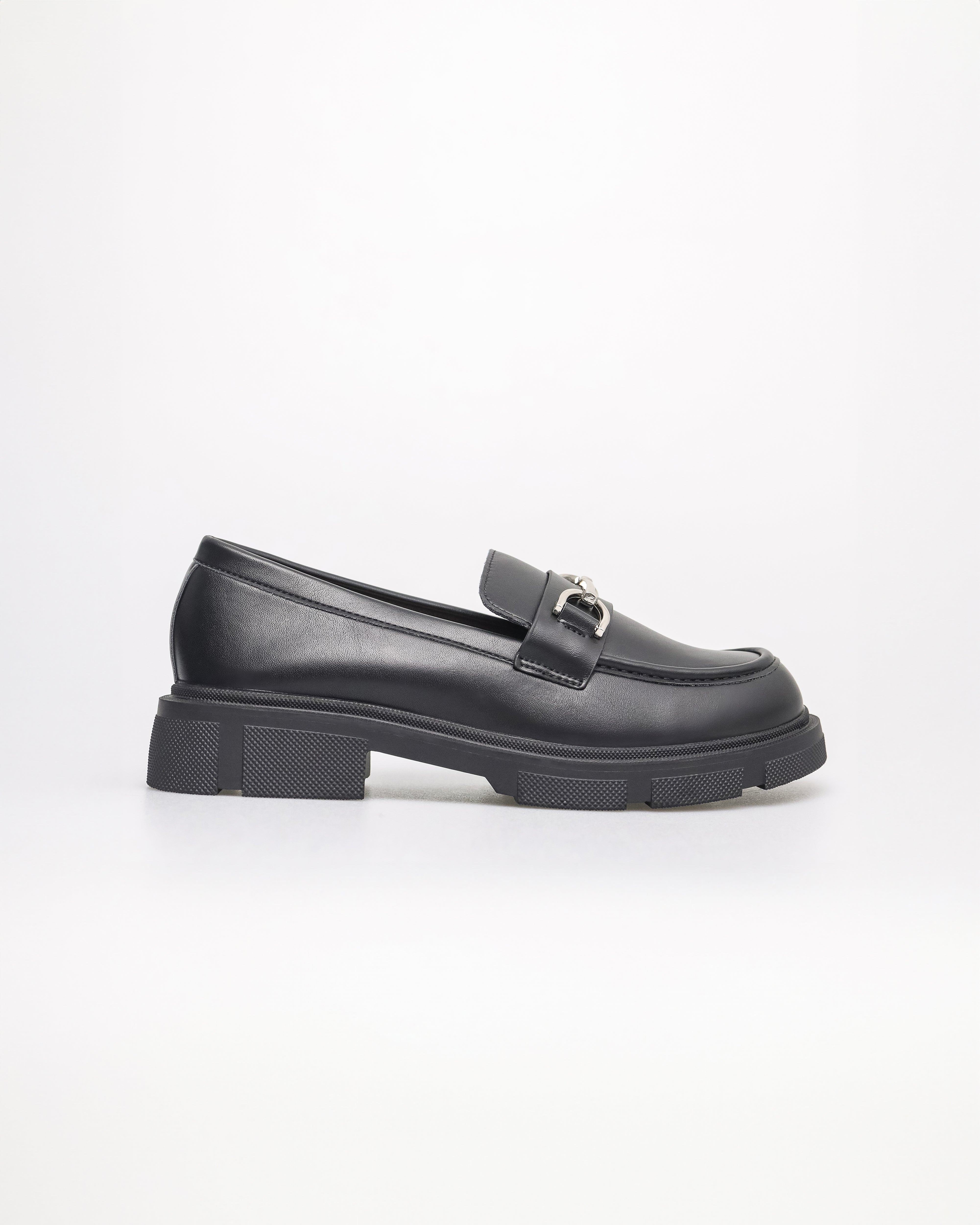 Tomaz NN344 Ladies D-Chain Loafer (Black)