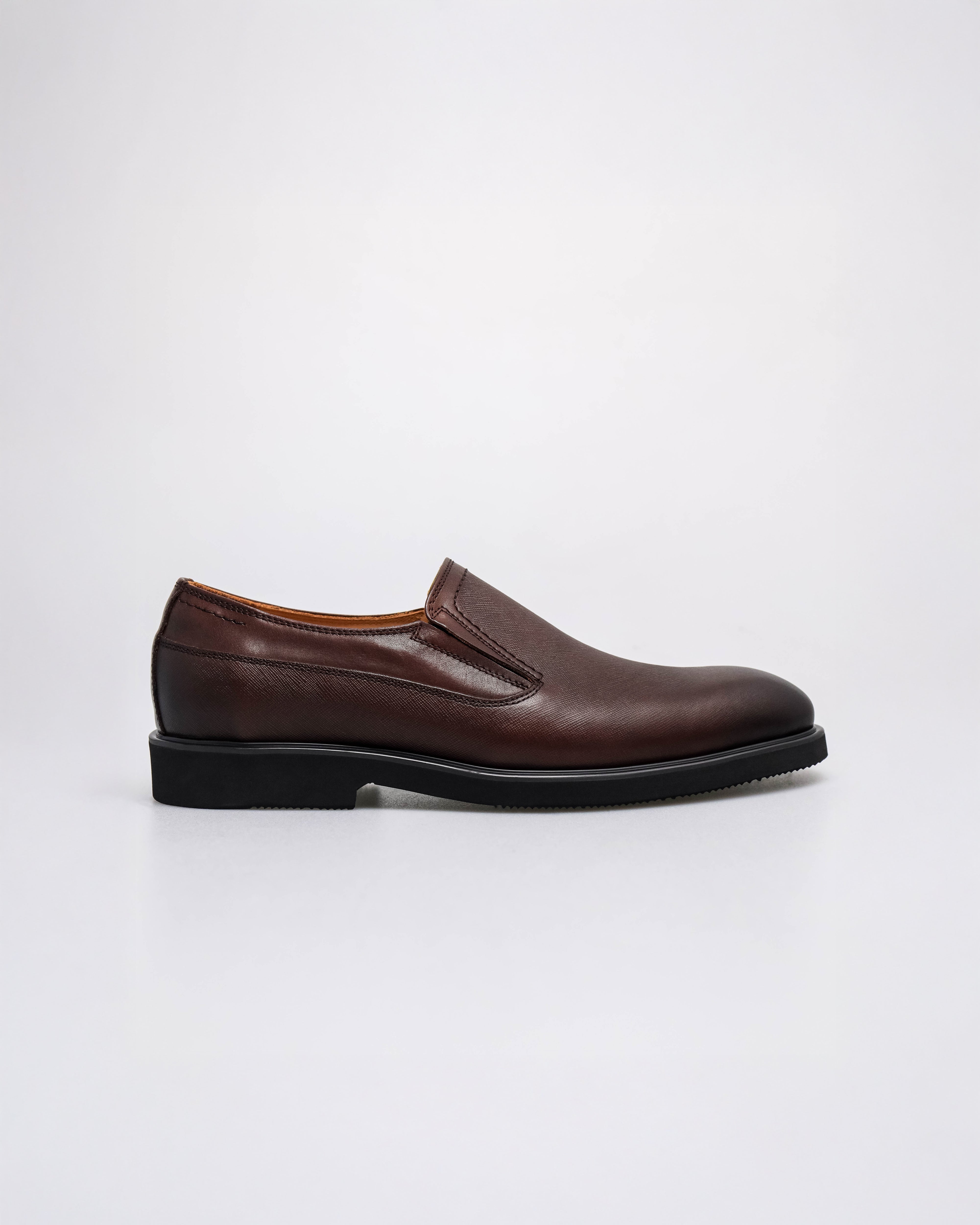 #color_dark brown