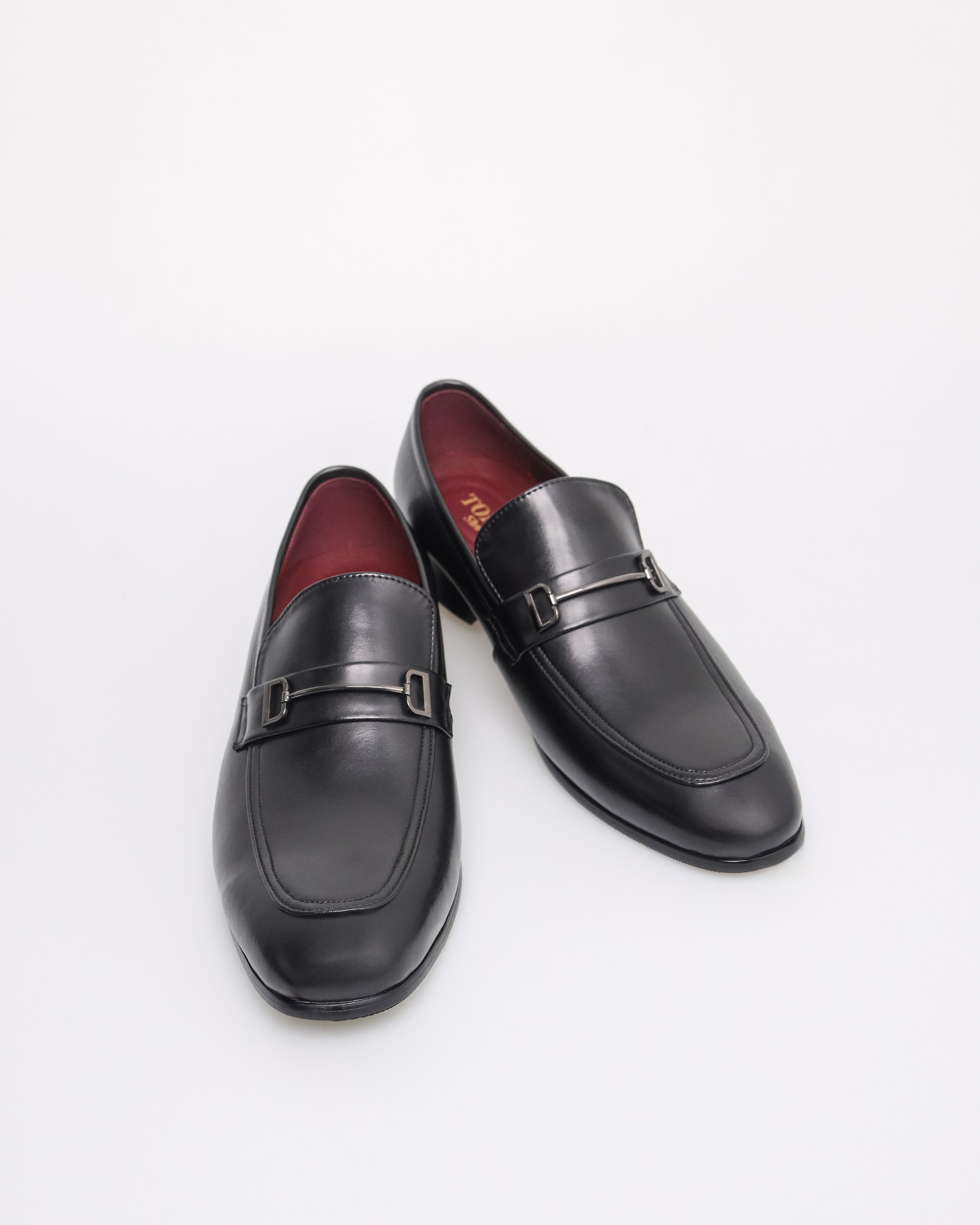 Tomaz HF101 Men's Classic Buckle Loafer (Black)