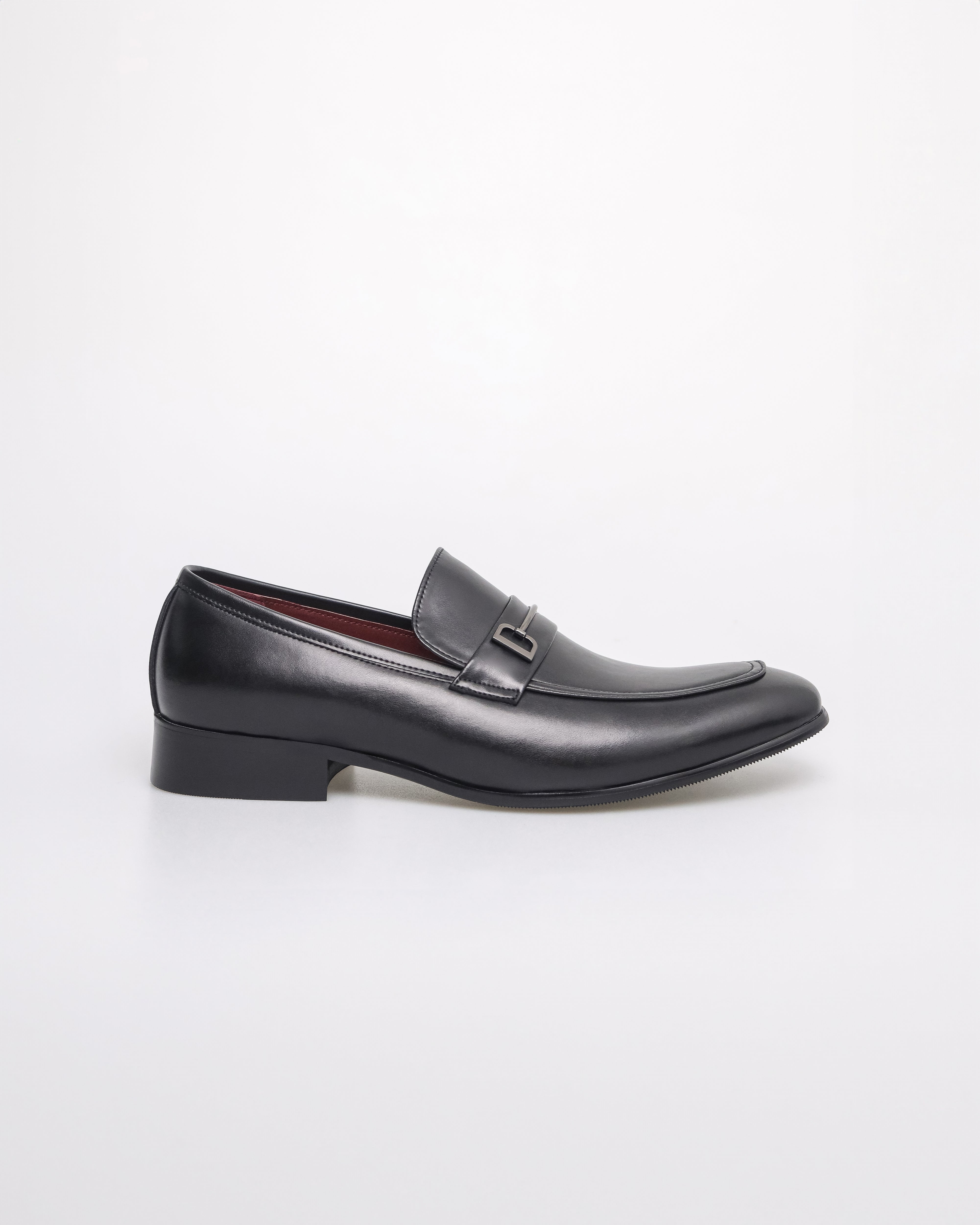 Tomaz HF101 Men's Classic Buckle Loafer (Black)