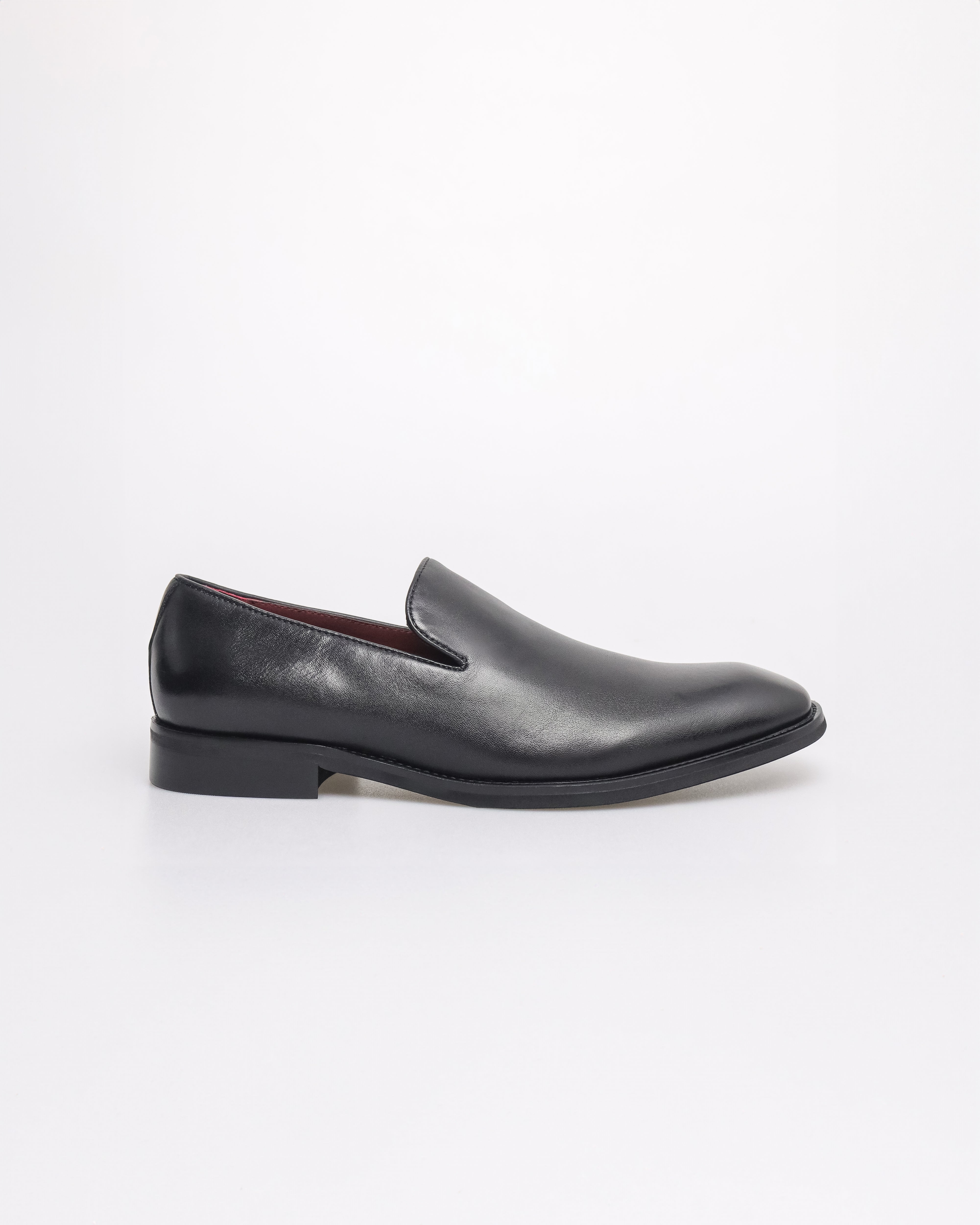 Tomaz HF096 Men's Classic Luxe Loafer (Black)