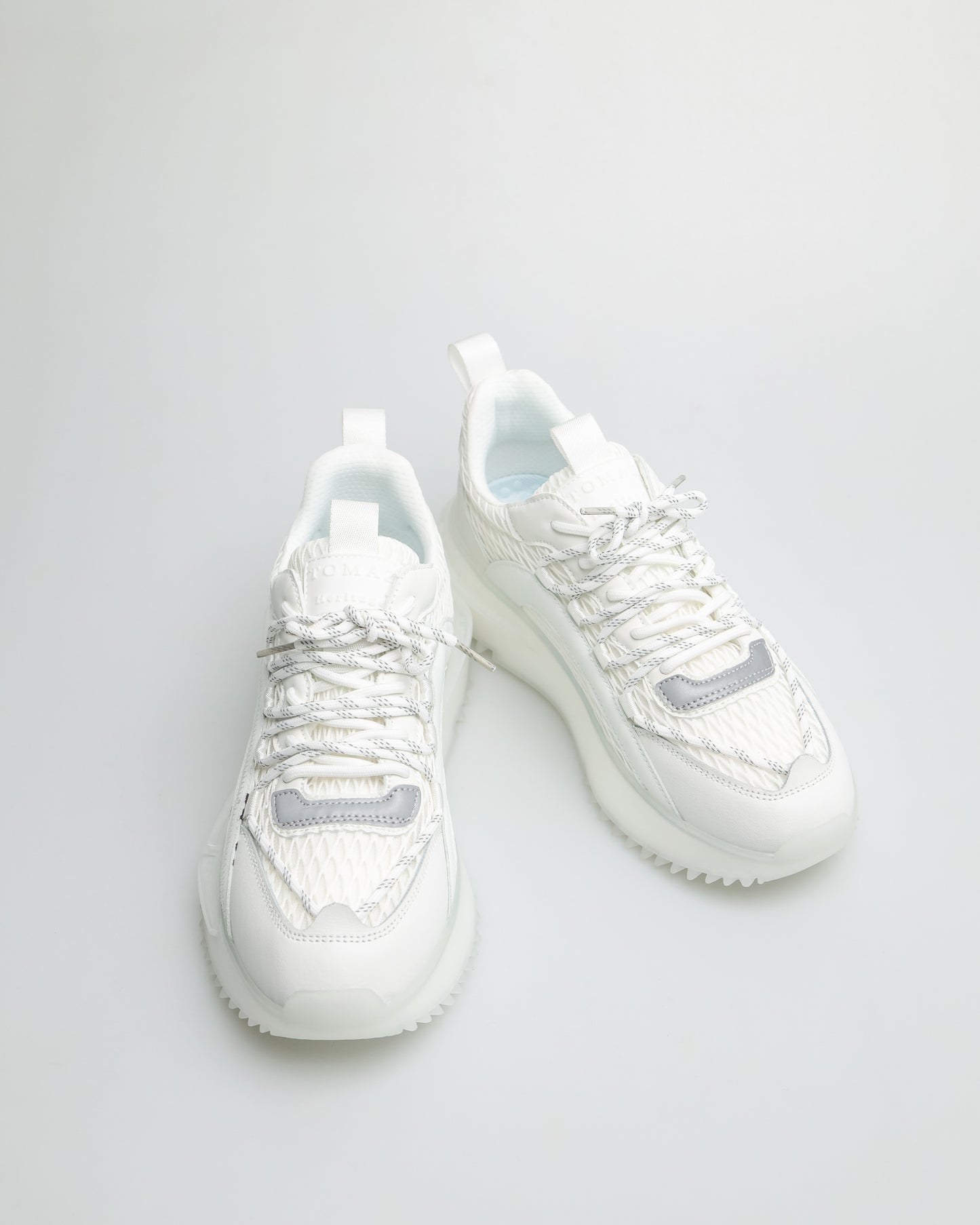 Tomaz DS003 Unisex Sneakers (White)