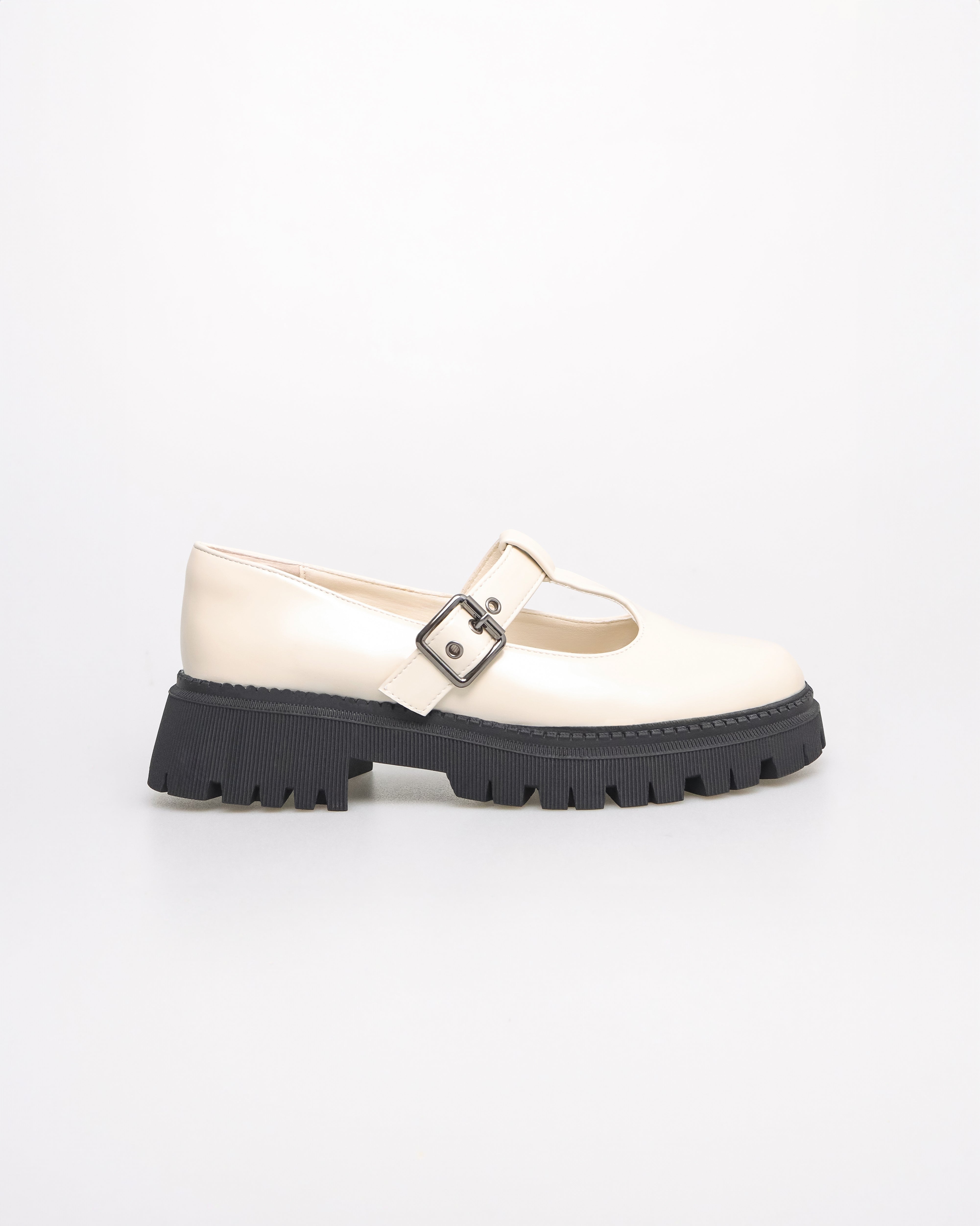 Tomaz NN270 Ladies Gothic Glide Platform Loafer (Cream)