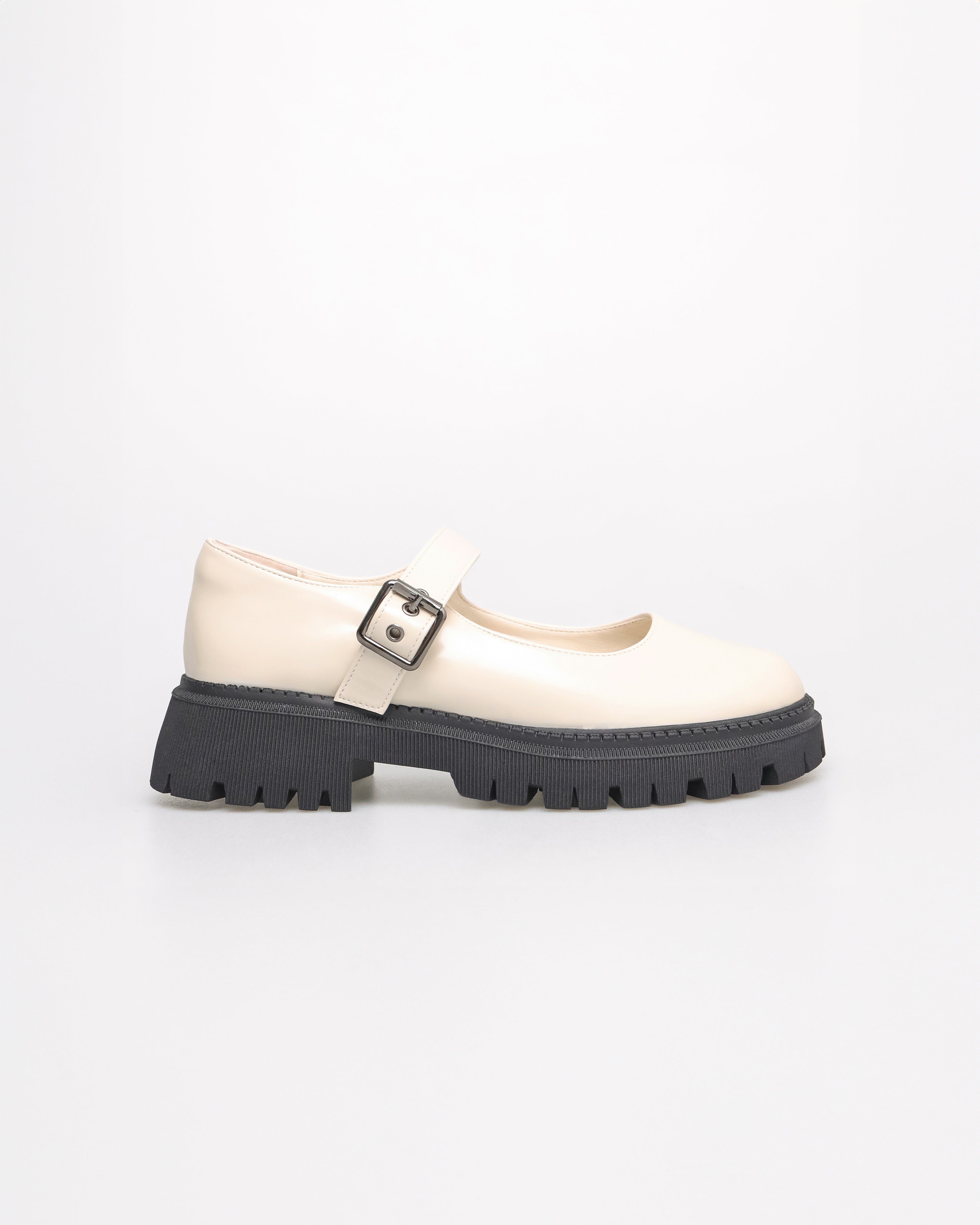 Tomaz NN392 Ladies Mary Jane Platform Loafer (Cream)