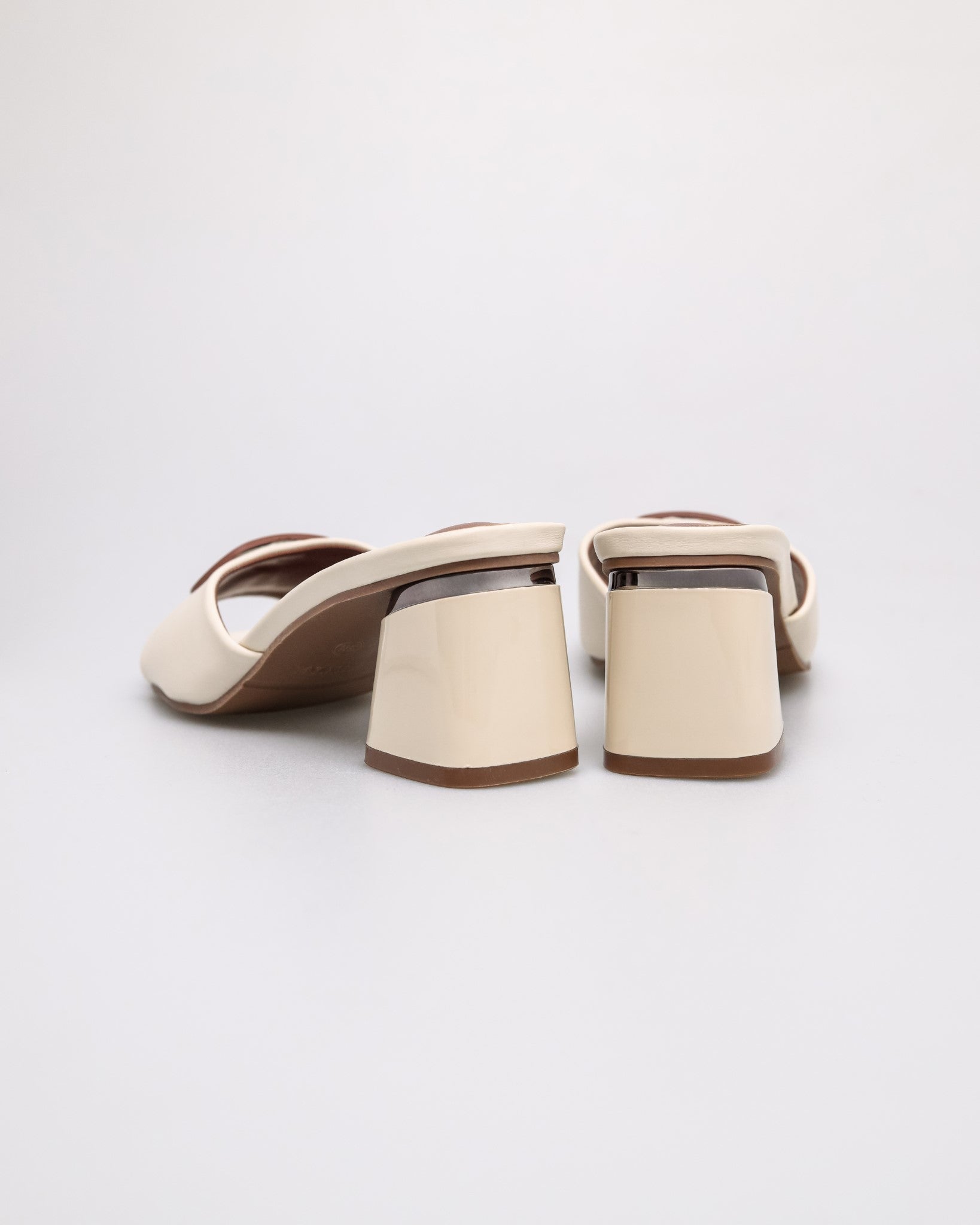 Tomaz NN714 Ladies T Charm Heels