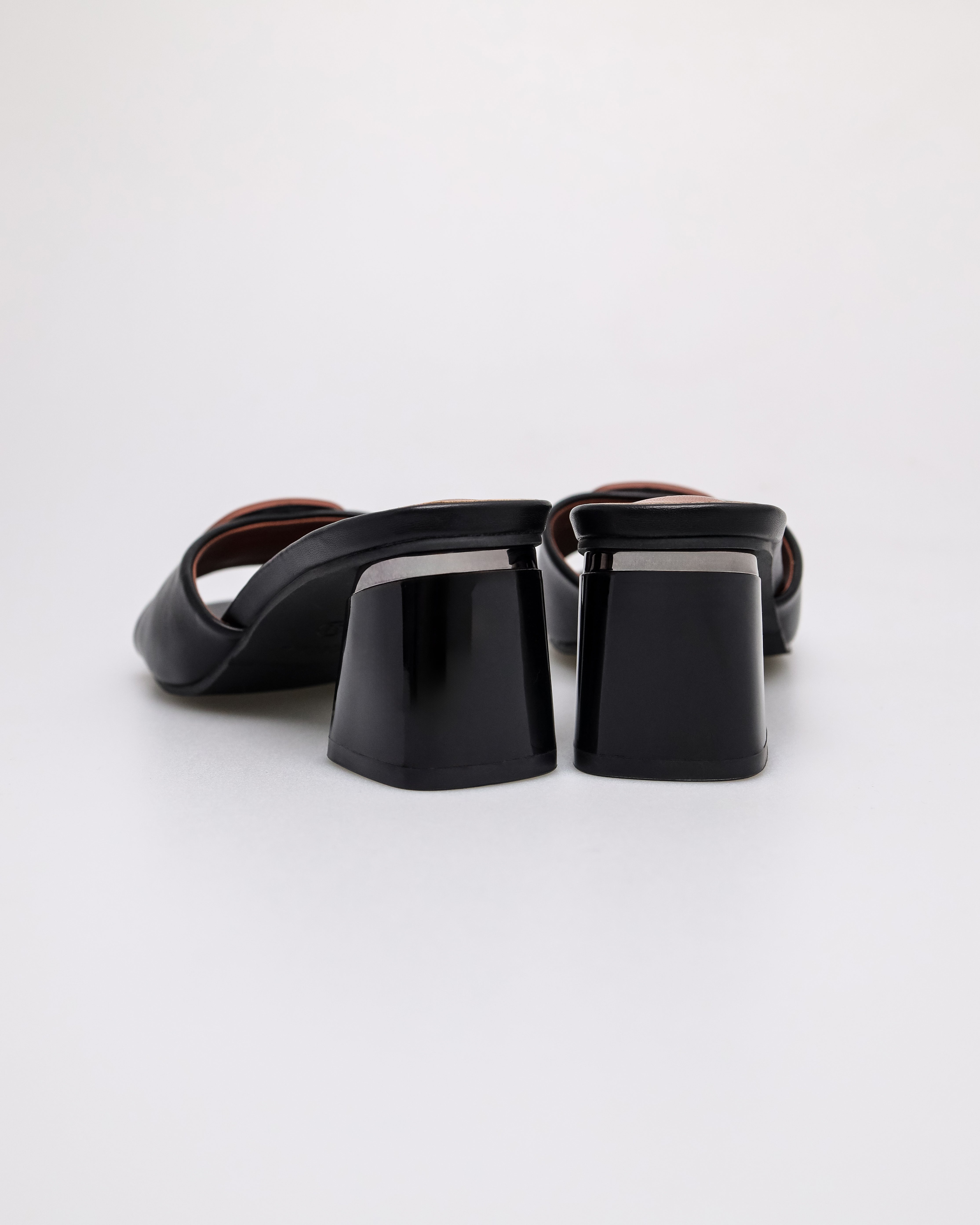 Tomaz NN714 Ladies T Charm Heels