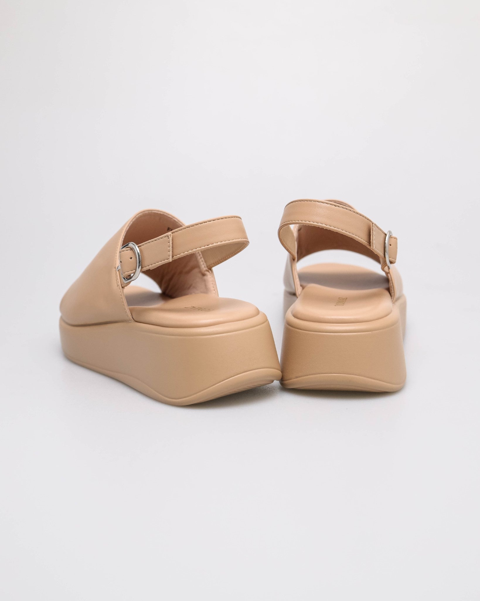#color_light beige