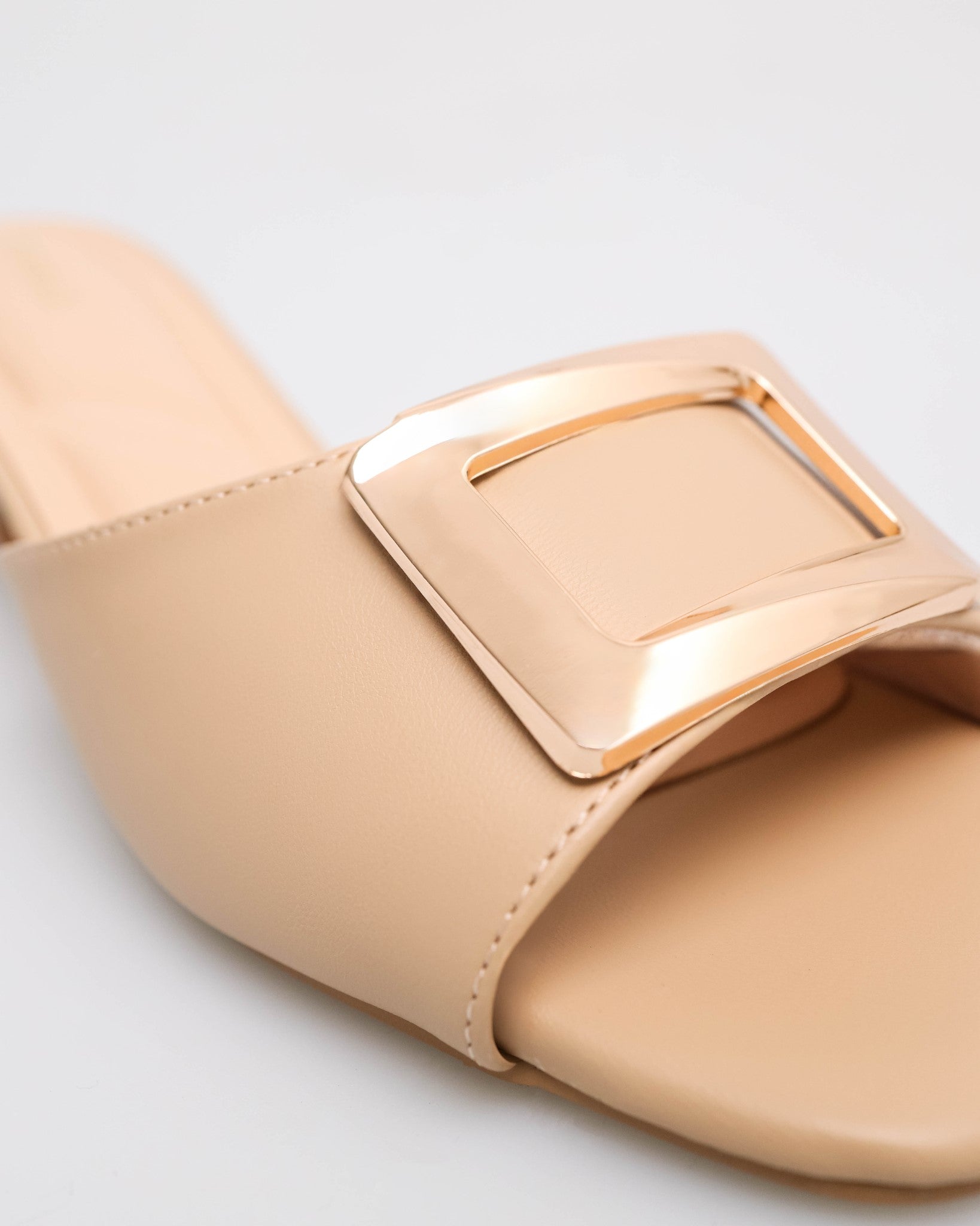 #color_beige
