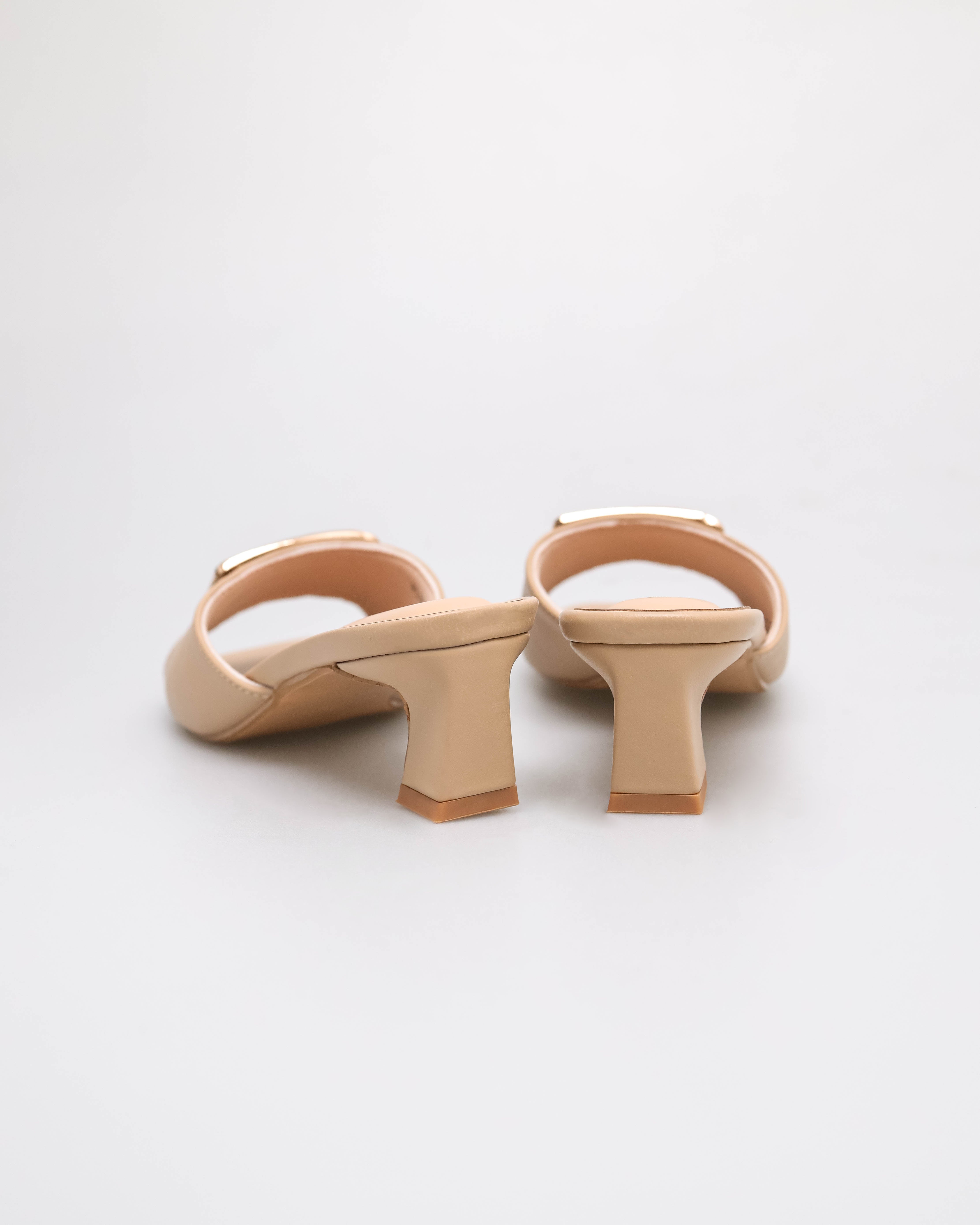 #color_beige