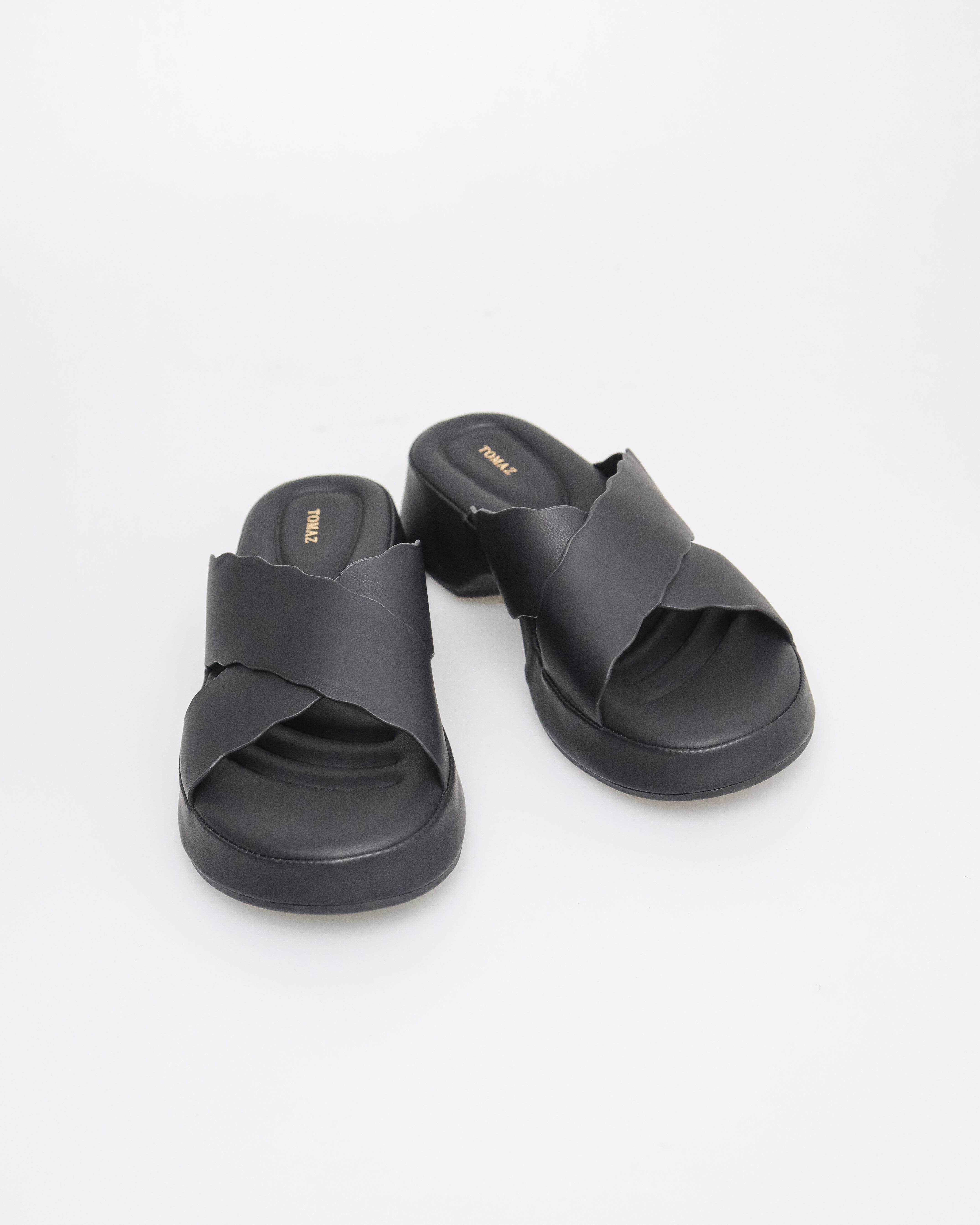 Tomaz NN422 Ladies Wavy Sandals (Black)