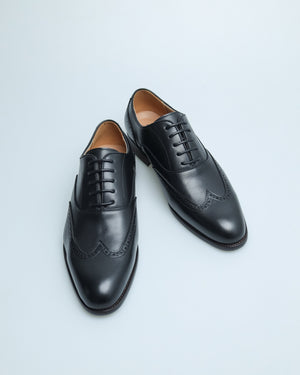 
                  
                    Load image into Gallery viewer, Tomaz F395 Men&amp;#39;s Wingtip Oxford (Black)
                  
                