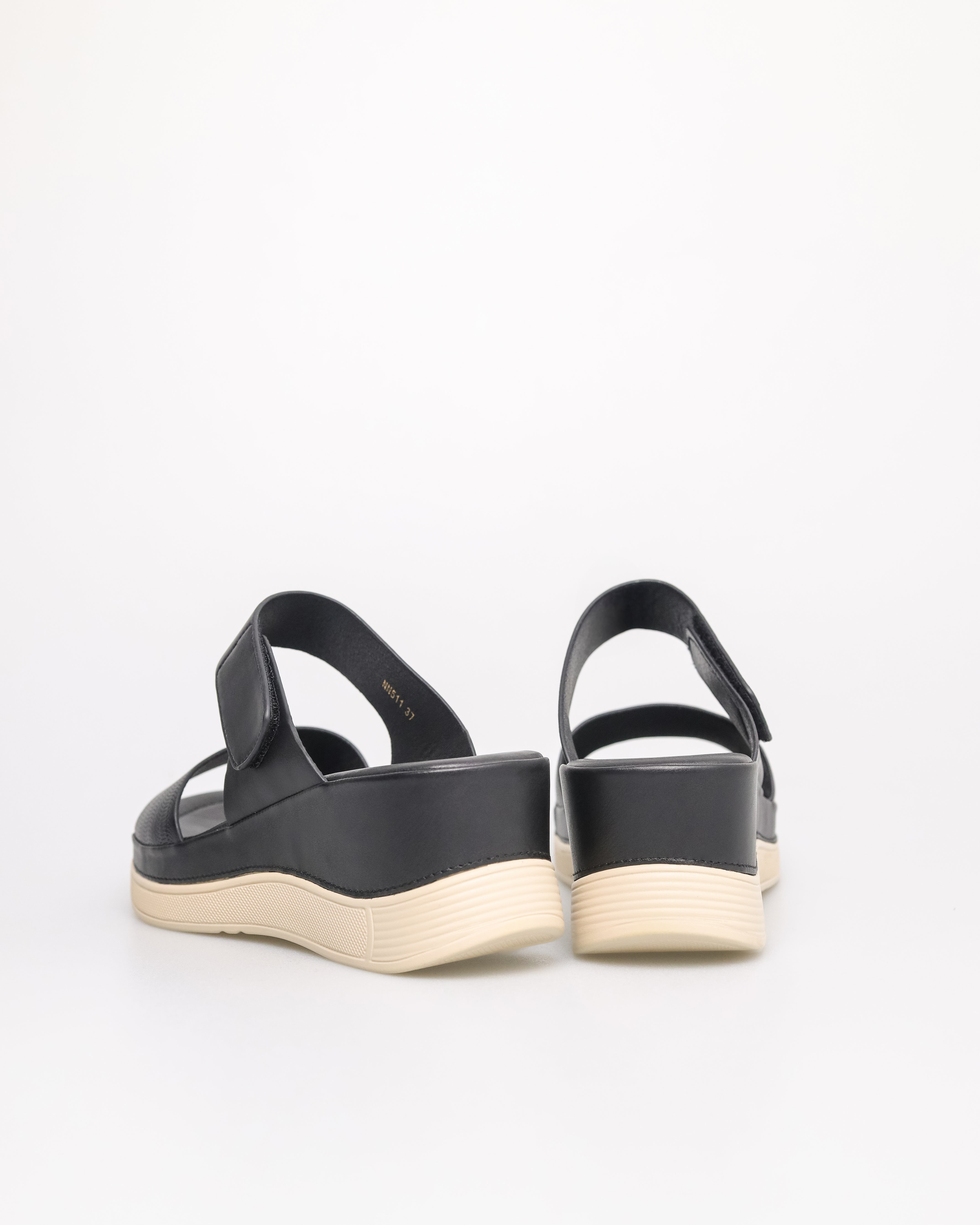 Tomaz NN511 Ladies Urban Strap Sandal (Black)