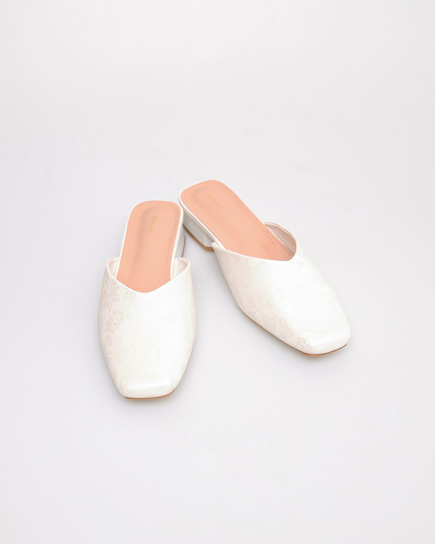 Tomaz NN458 Ladies Flowery Mules (White)