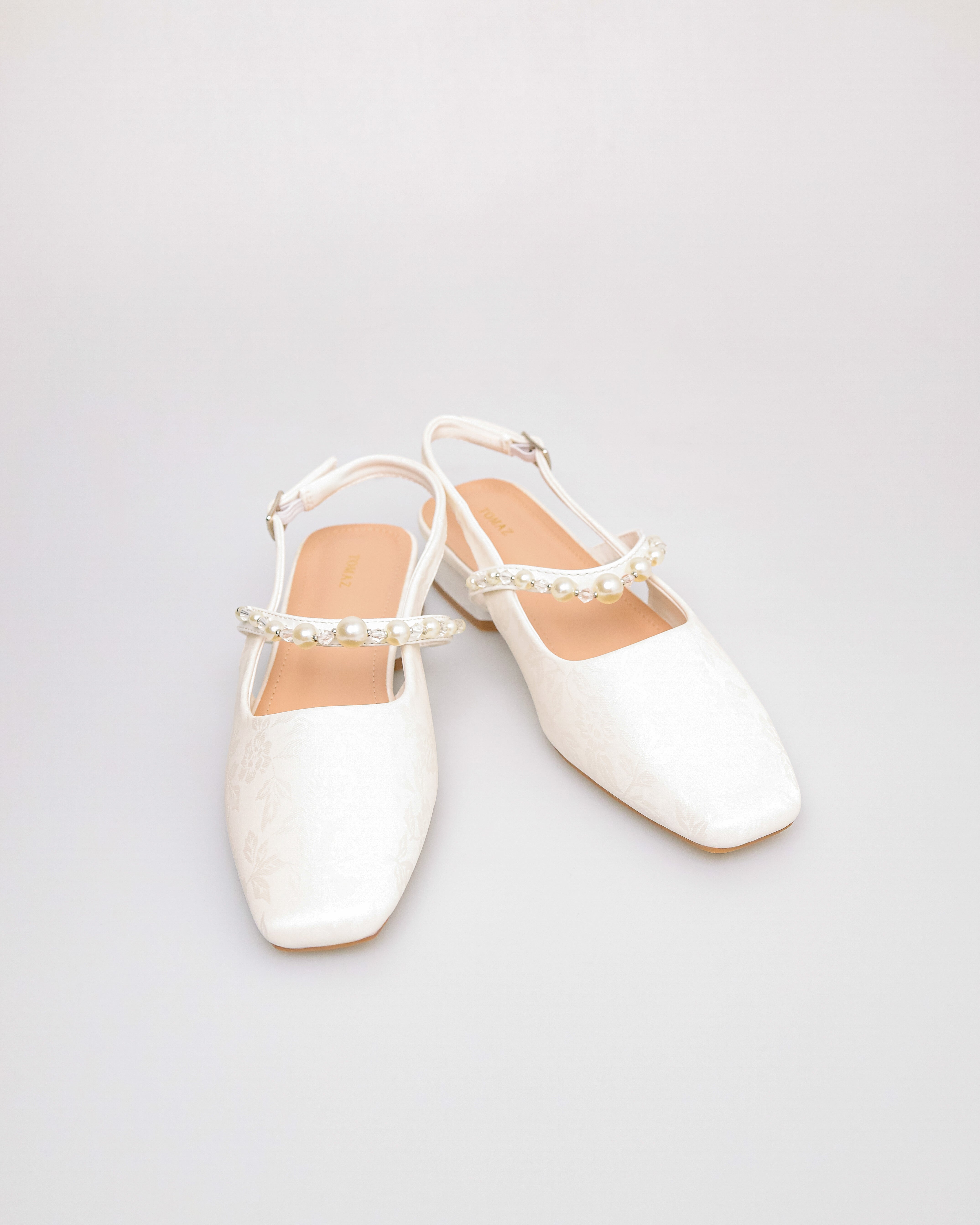 Tomaz NN459 Ladies Pearl Slingback Flats (White)