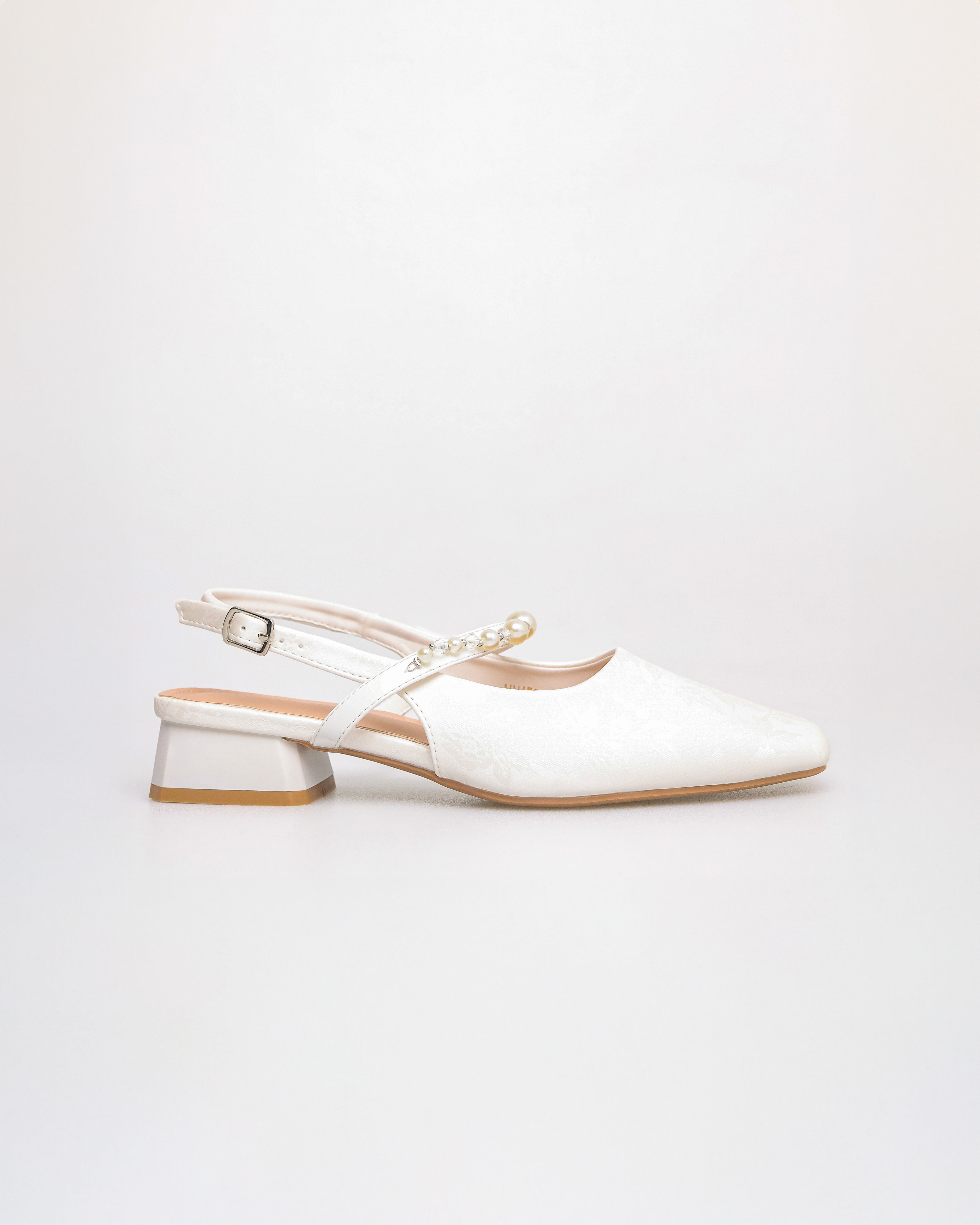 Tomaz NN459 Ladies Pearl Slingback Flats (White)