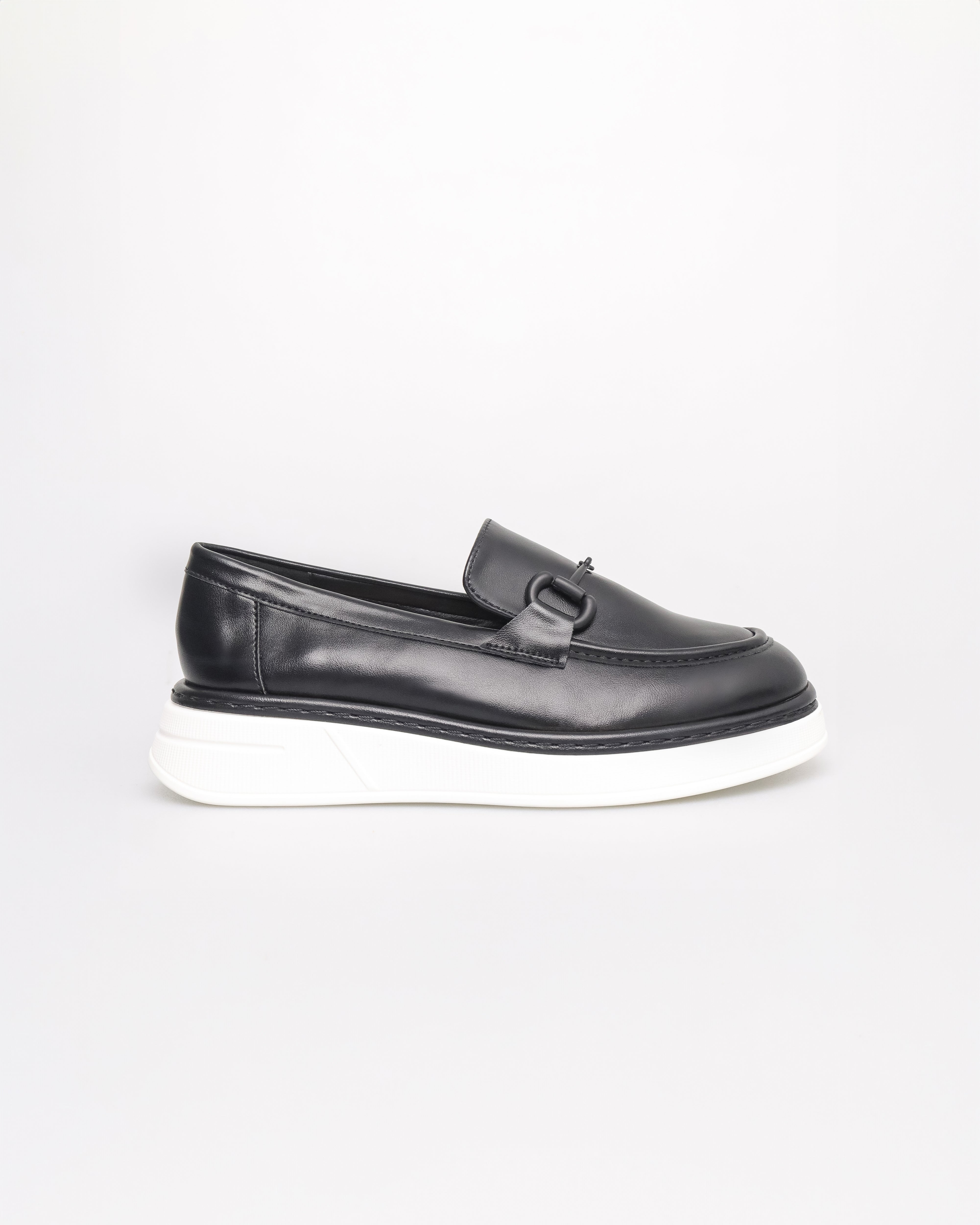 Tomaz NN405 Ladies D-Buckle Loafers (Black)