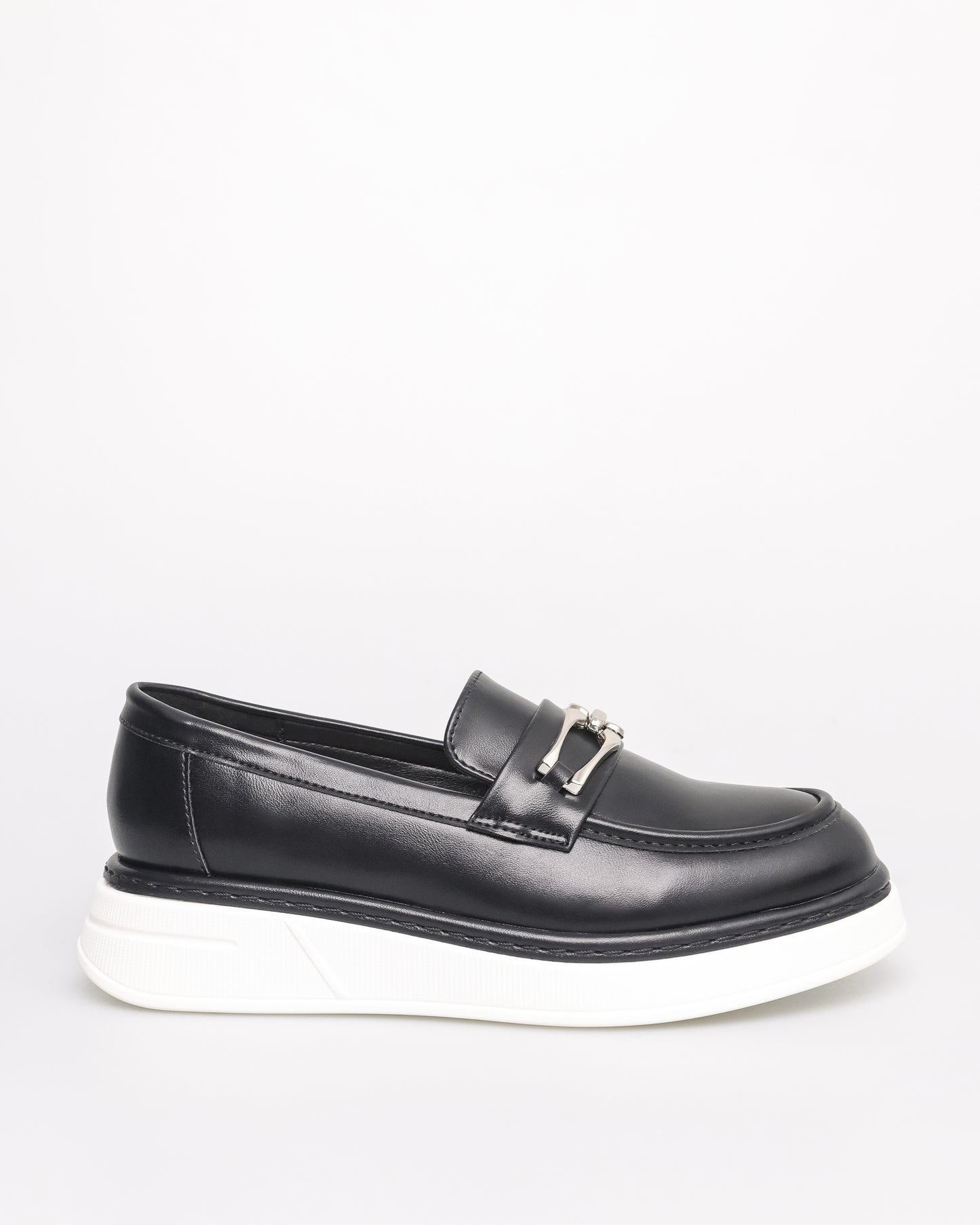 Tomaz NN404 Ladies Buckle Loafers (Black)