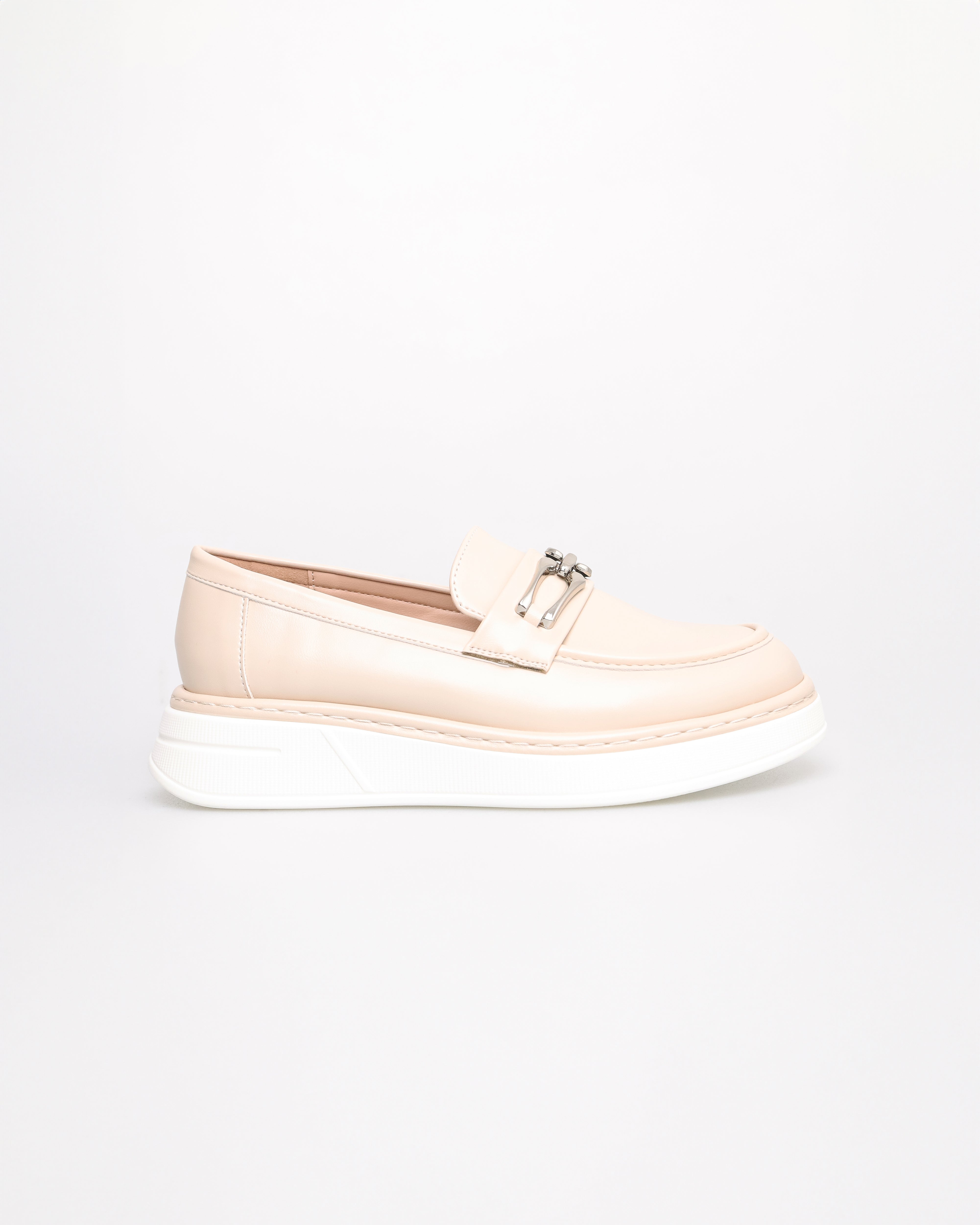 Tomaz NN404 Ladies Buckle Loafers (Cream)