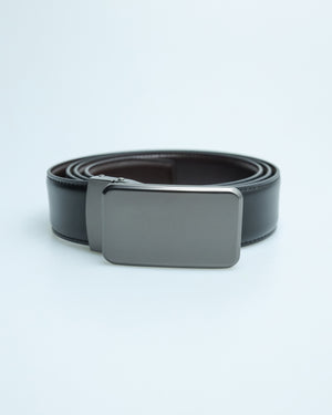
                  
                    Load image into Gallery viewer, Tomaz AB107 Men&amp;#39;s Reversible Leather Belt (Black/Brown)
                  
                