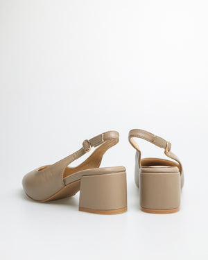 
                  
                    Load image into Gallery viewer, Tomaz YX112 Ladies Slingback Heels (Taupe)
                  
                