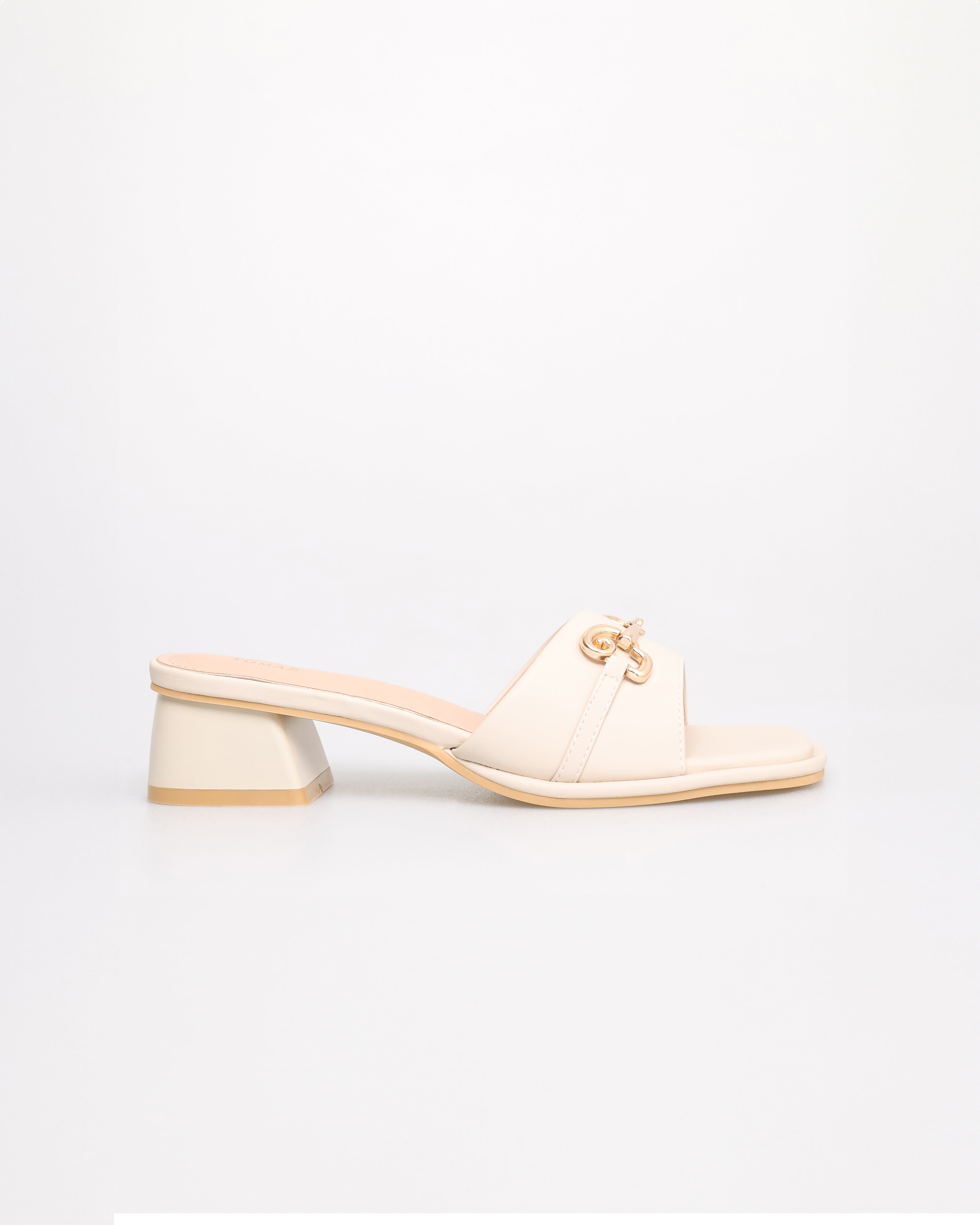 Tomaz NN484 Ladies Horsebit Sandal (Cream)