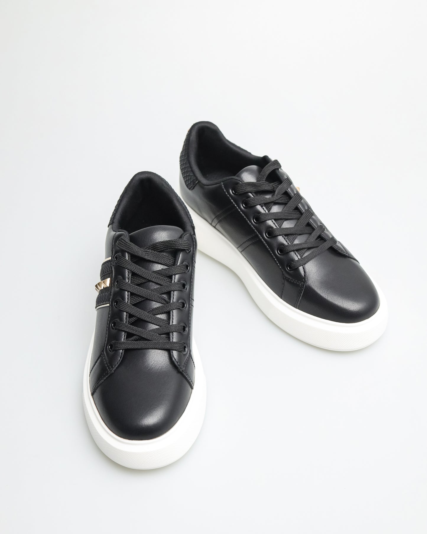 Tomaz YX116 Ladies Studded Sneakers (Black)