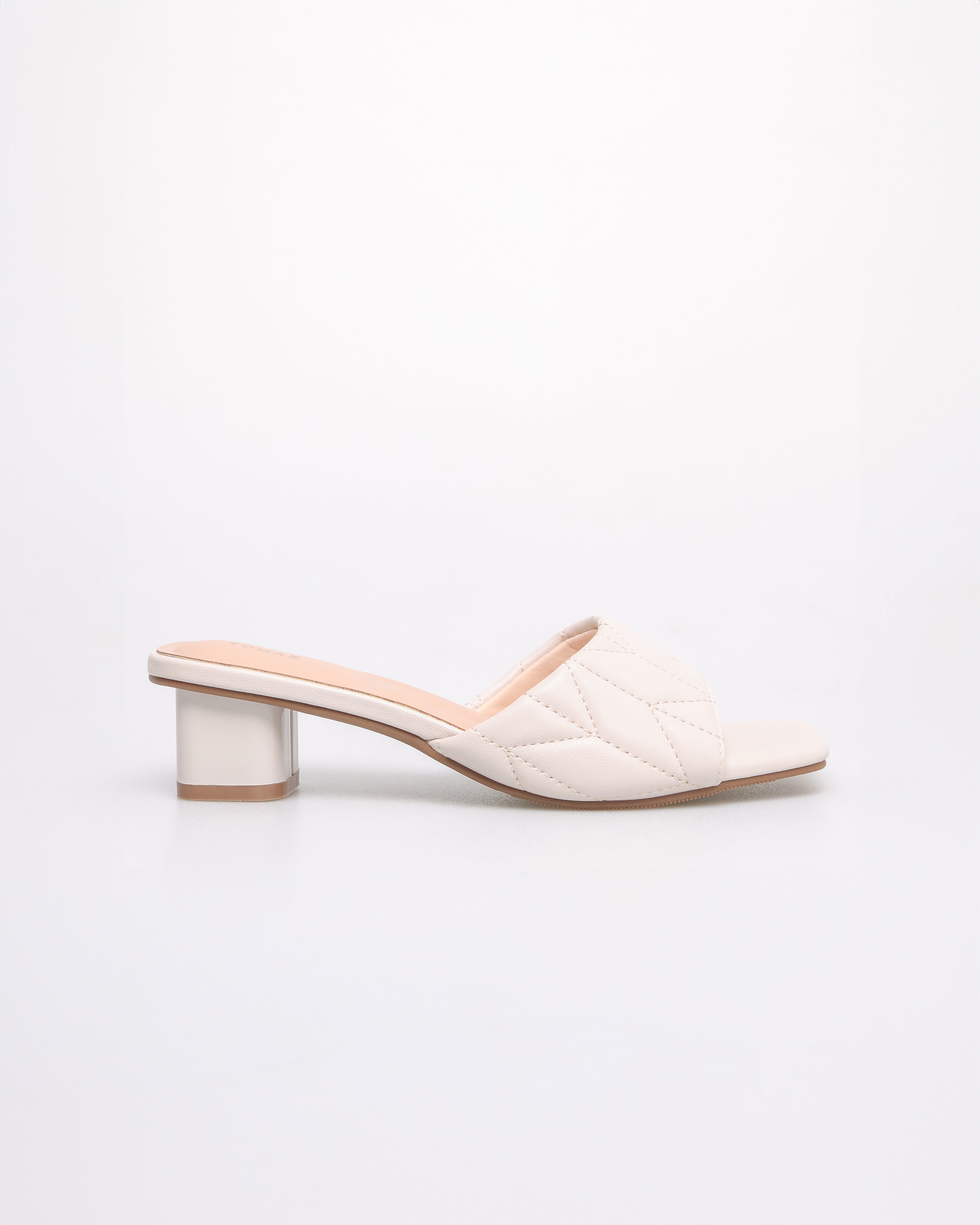 Tomaz NN359 Ladies Quilted Chic Heels (Cream)