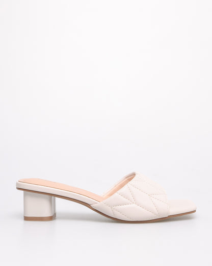 Tomaz NN359 Ladies Quilted Chic Heels (Cream)