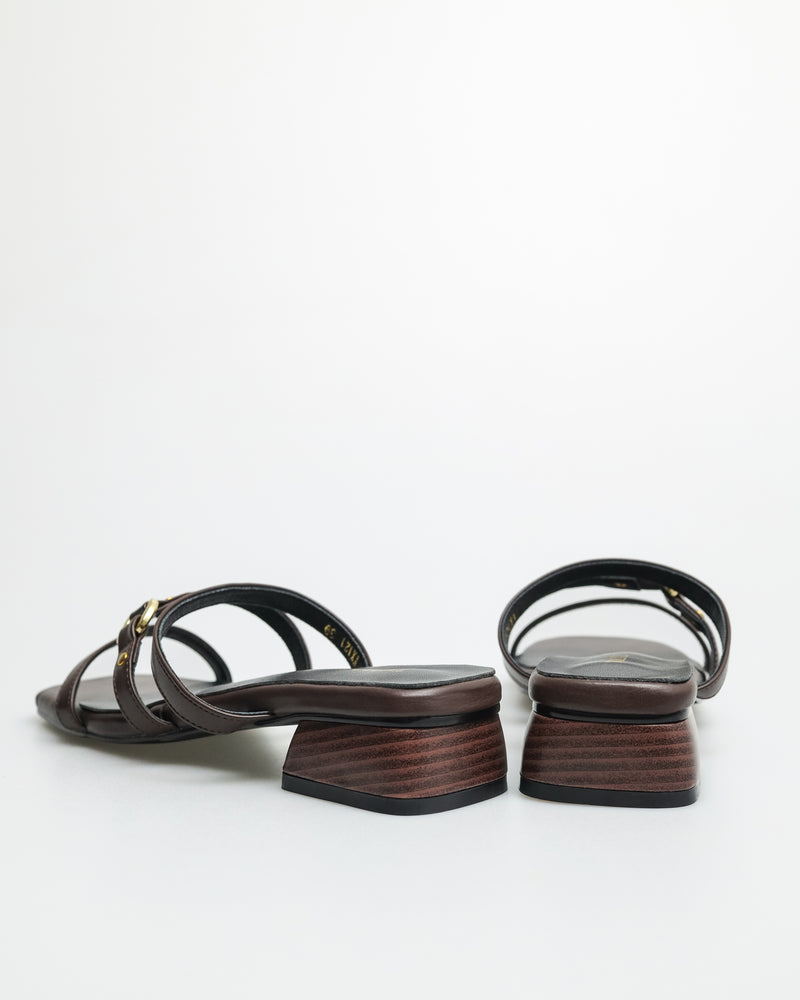 
                  
                    Load image into Gallery viewer, Tomaz YX121 Ladies Trio Strap Heels (Coffee/Black)
                  
                