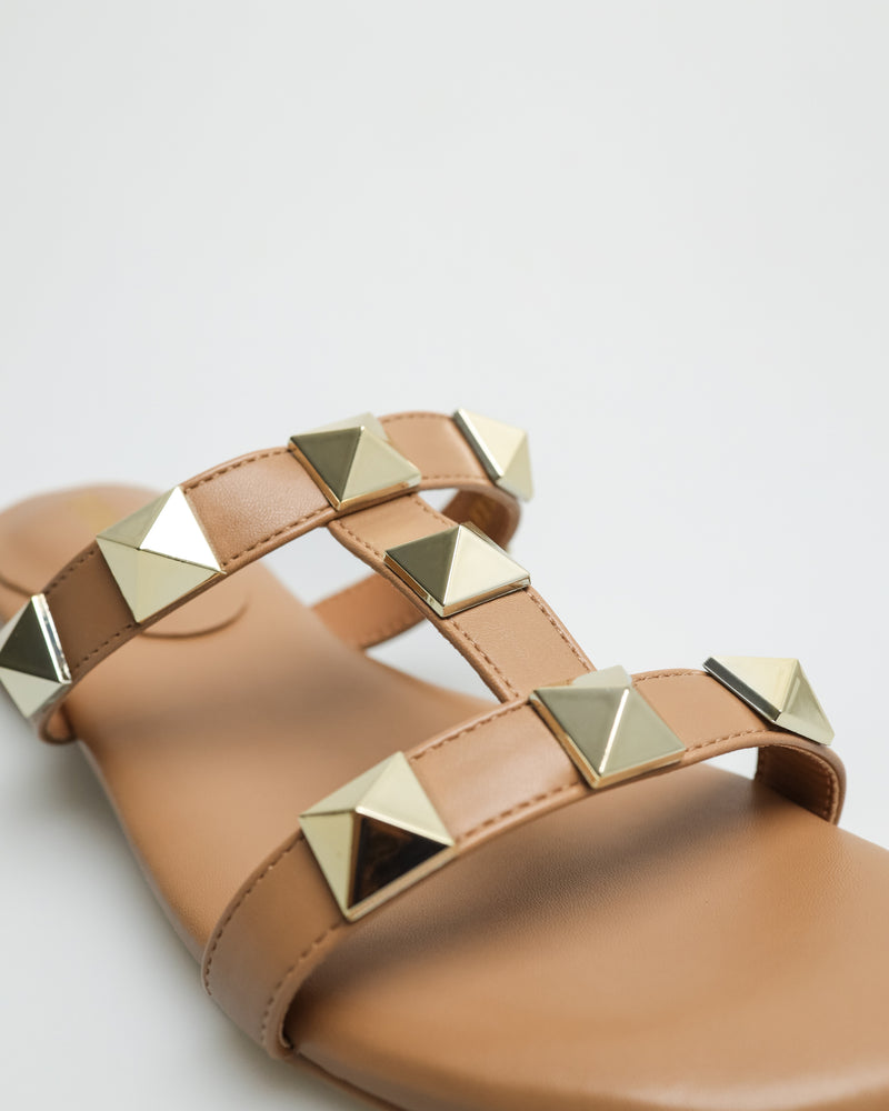 
                  
                    Load image into Gallery viewer, Tomaz YX124 Ladies Gem Studded Flats (Camel)
                  
                