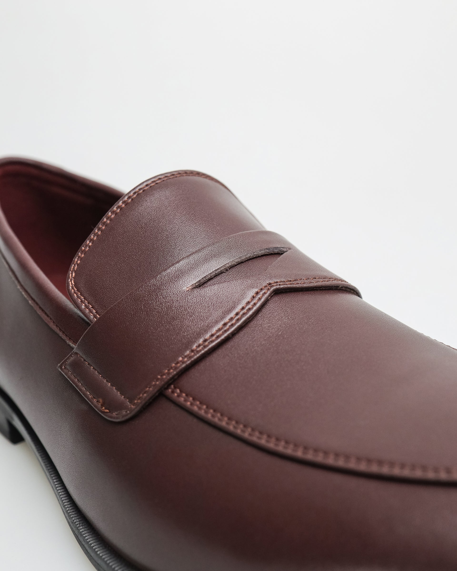 Tomaz HF059 Men's Penny Loafer (Wine)