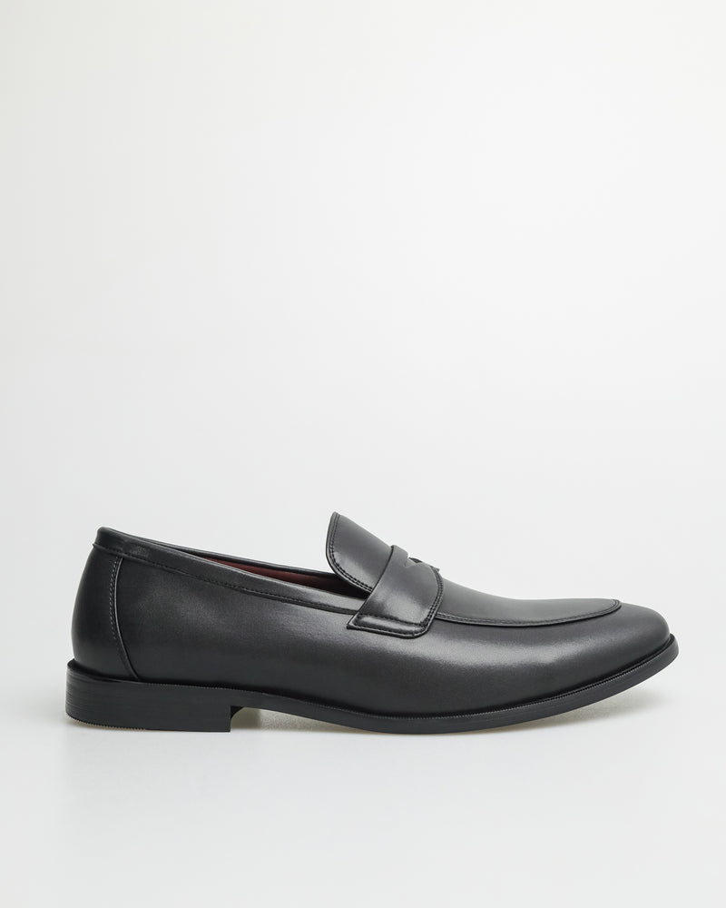 TOMAZ | Men's and Ladies Shoes, Watches, Bags, Furniture and more.