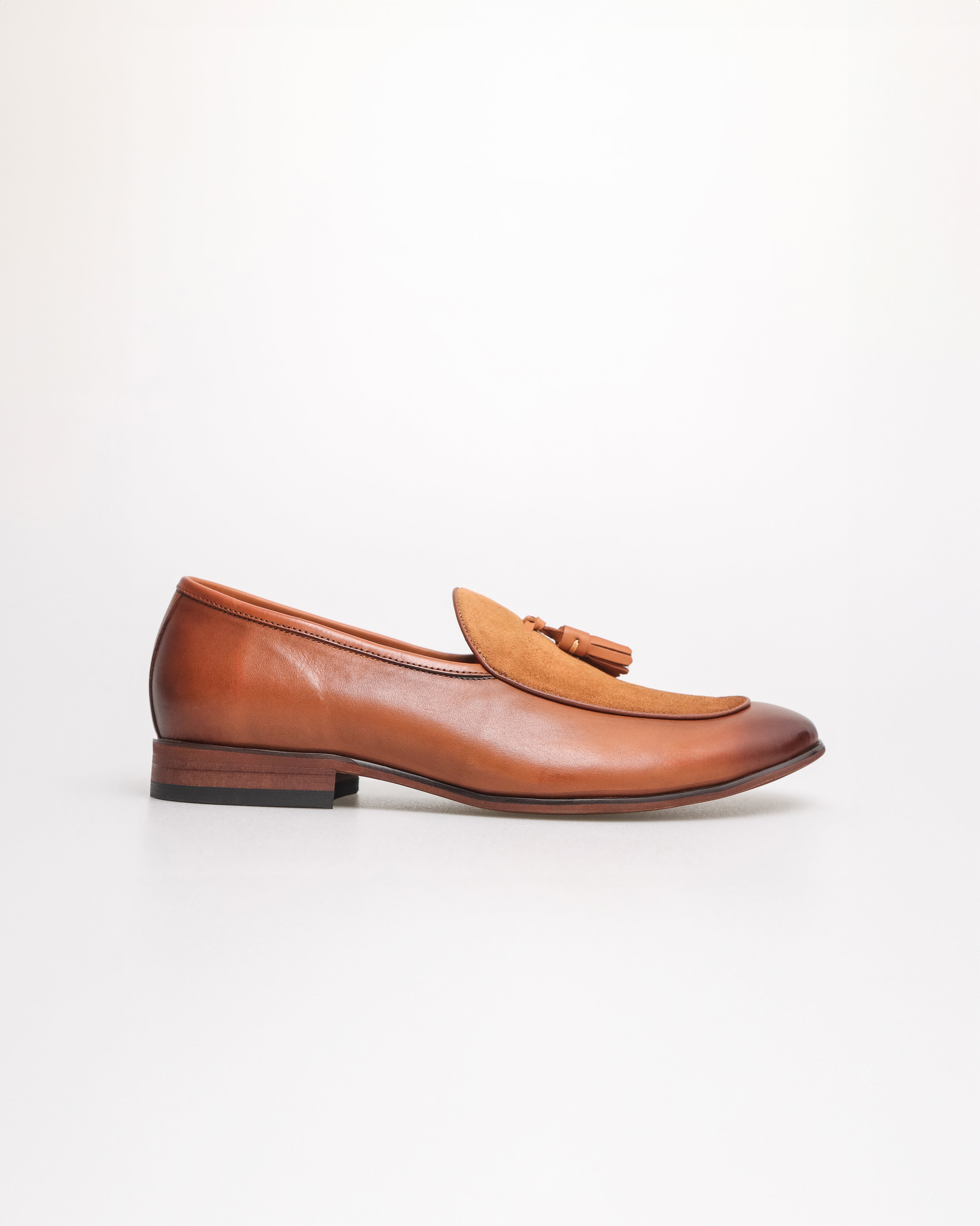 Tomaz HF093 Men's Tassel Loafers (Tan)