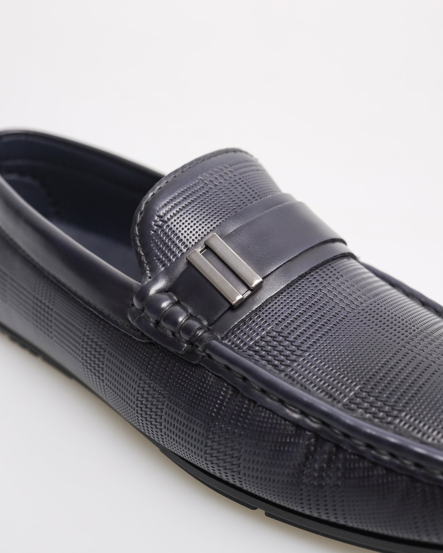 Tomaz C617 Men's Buckle Weave Moccasins (Navy)