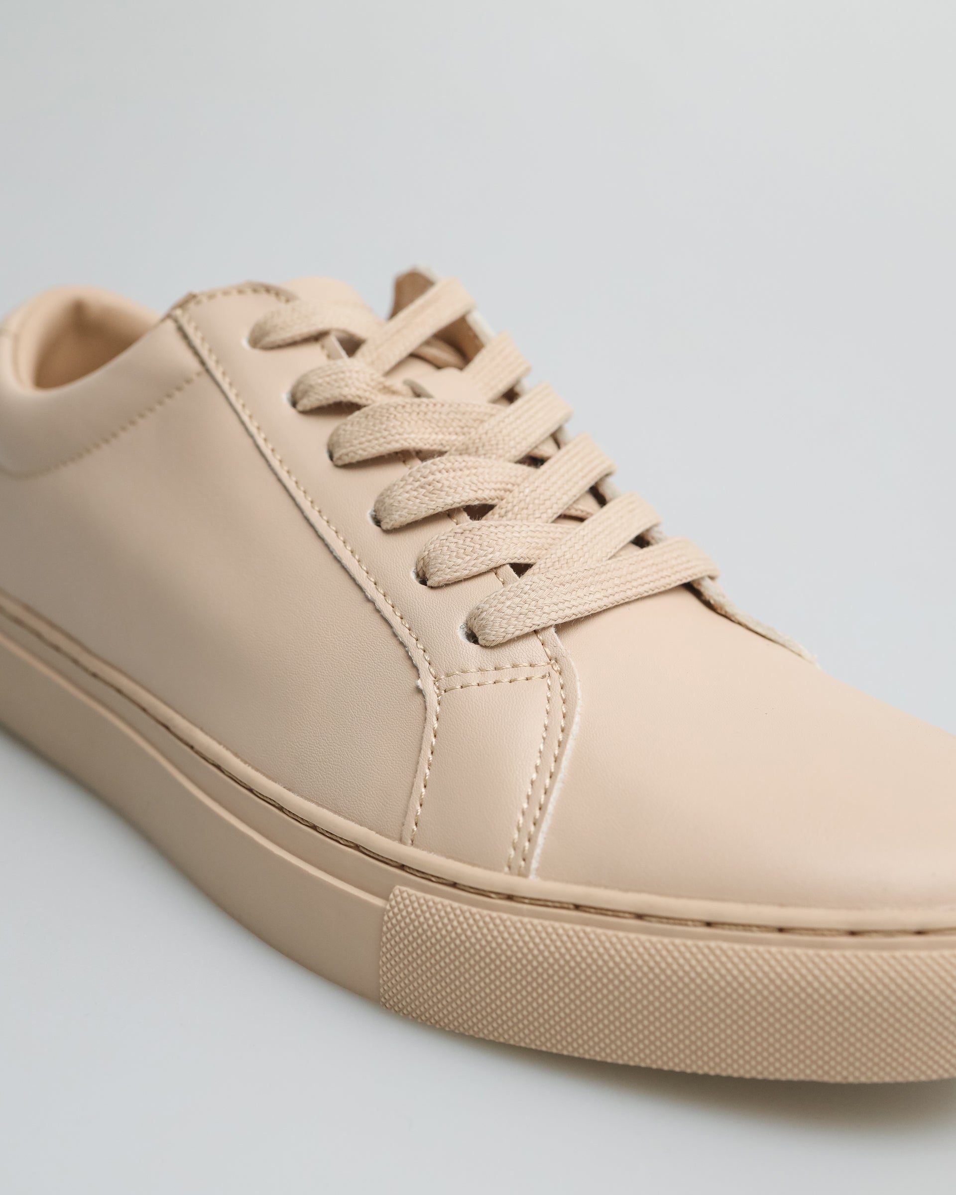 Tomaz C541M Men's Court Sneakers (Cream)