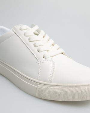
                  
                    Load image into Gallery viewer, Tomaz C541M Men&amp;#39;s Court Sneakers (White)
                  
                