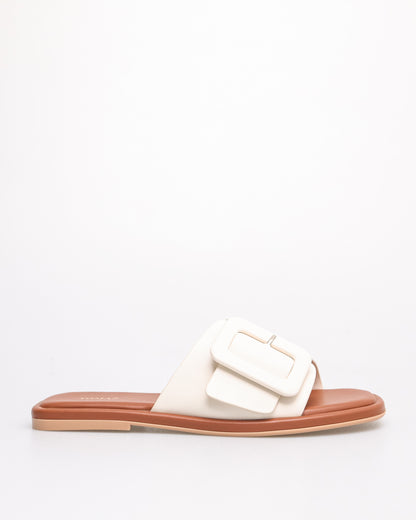 Tomaz FL091 Ladies Buckle Sandals (White)