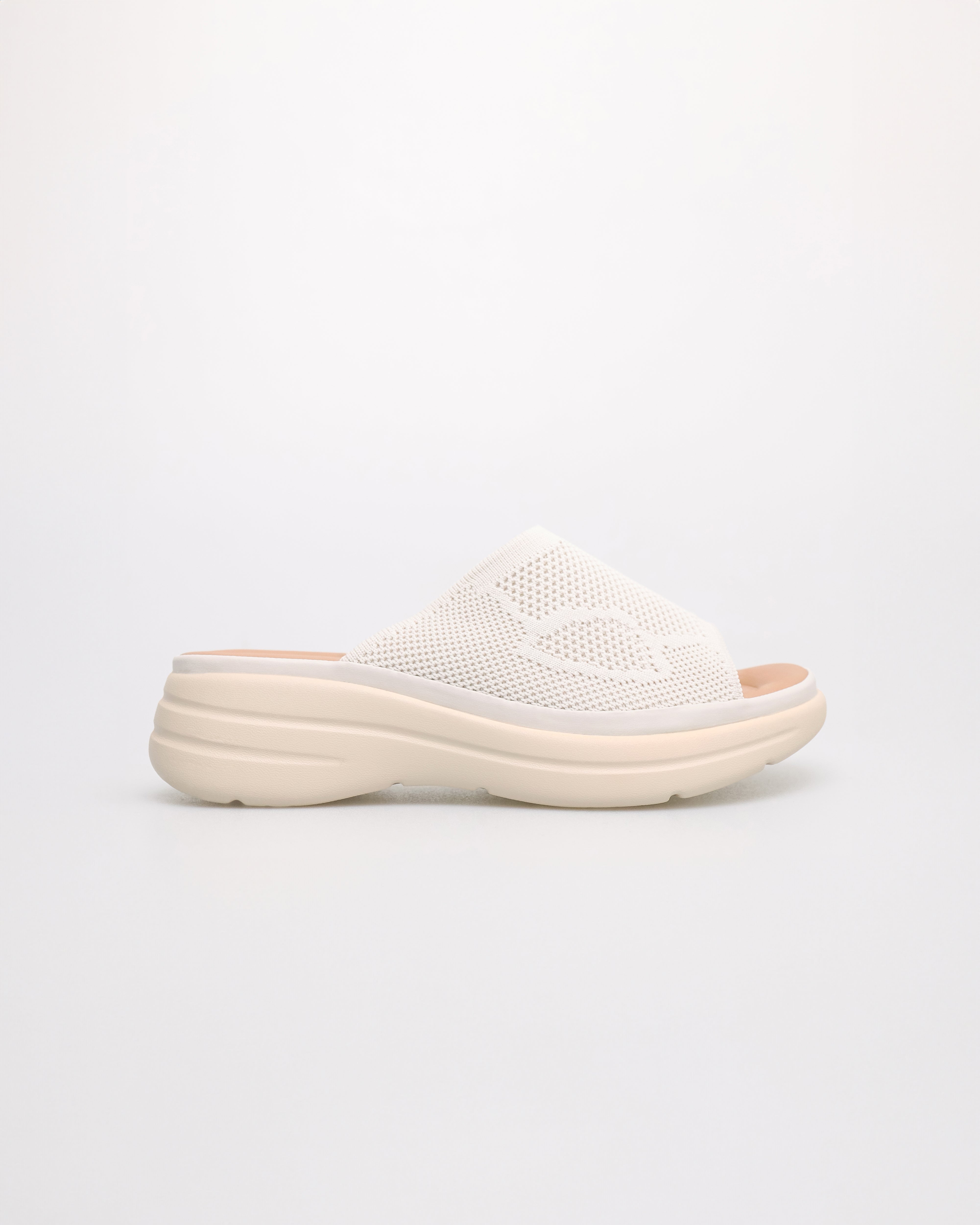 Tomaz NN420 Ladies Urban Knit Sandals (Cream)