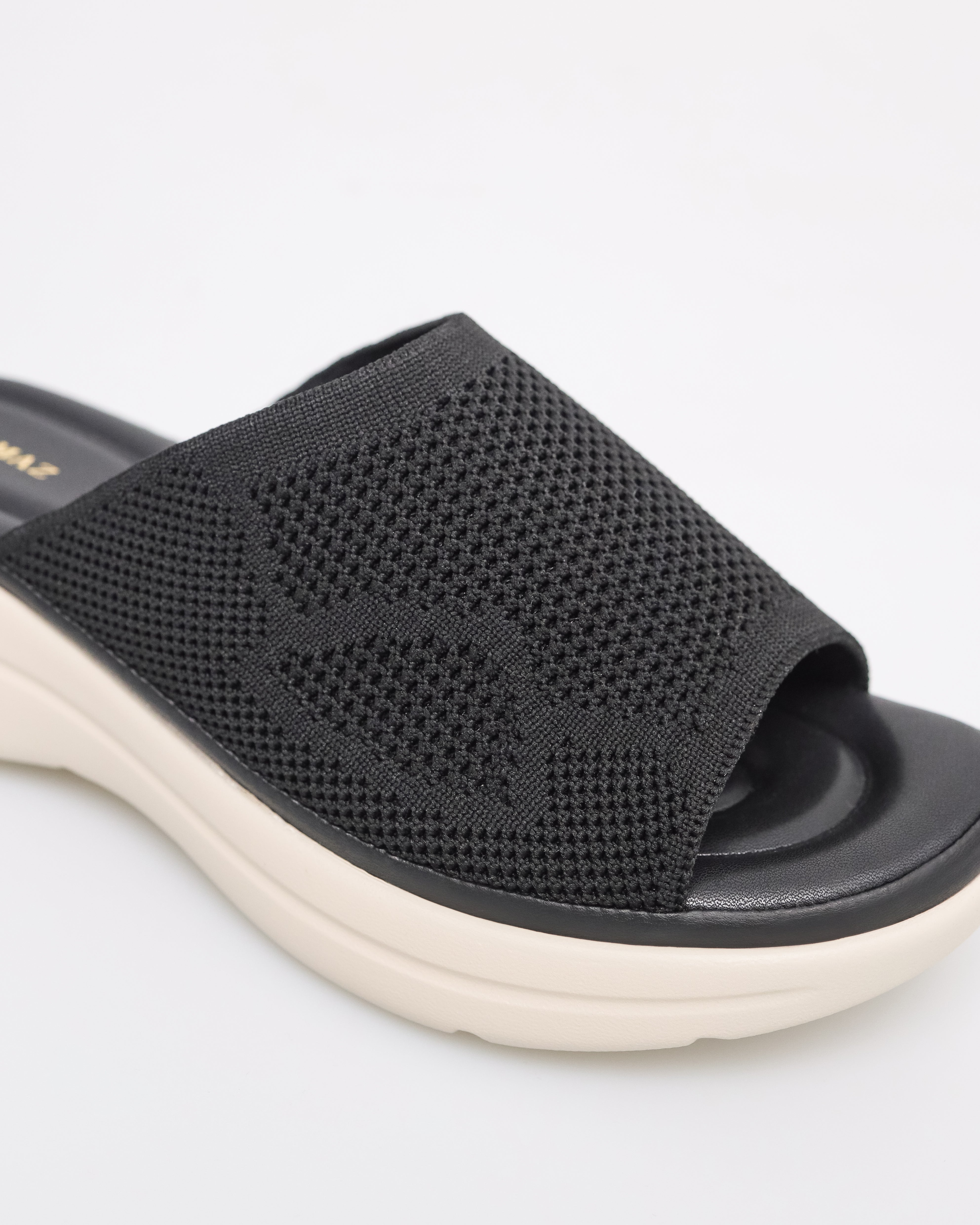 Tomaz NN420 Ladies Urban Knit Sandals (Black)